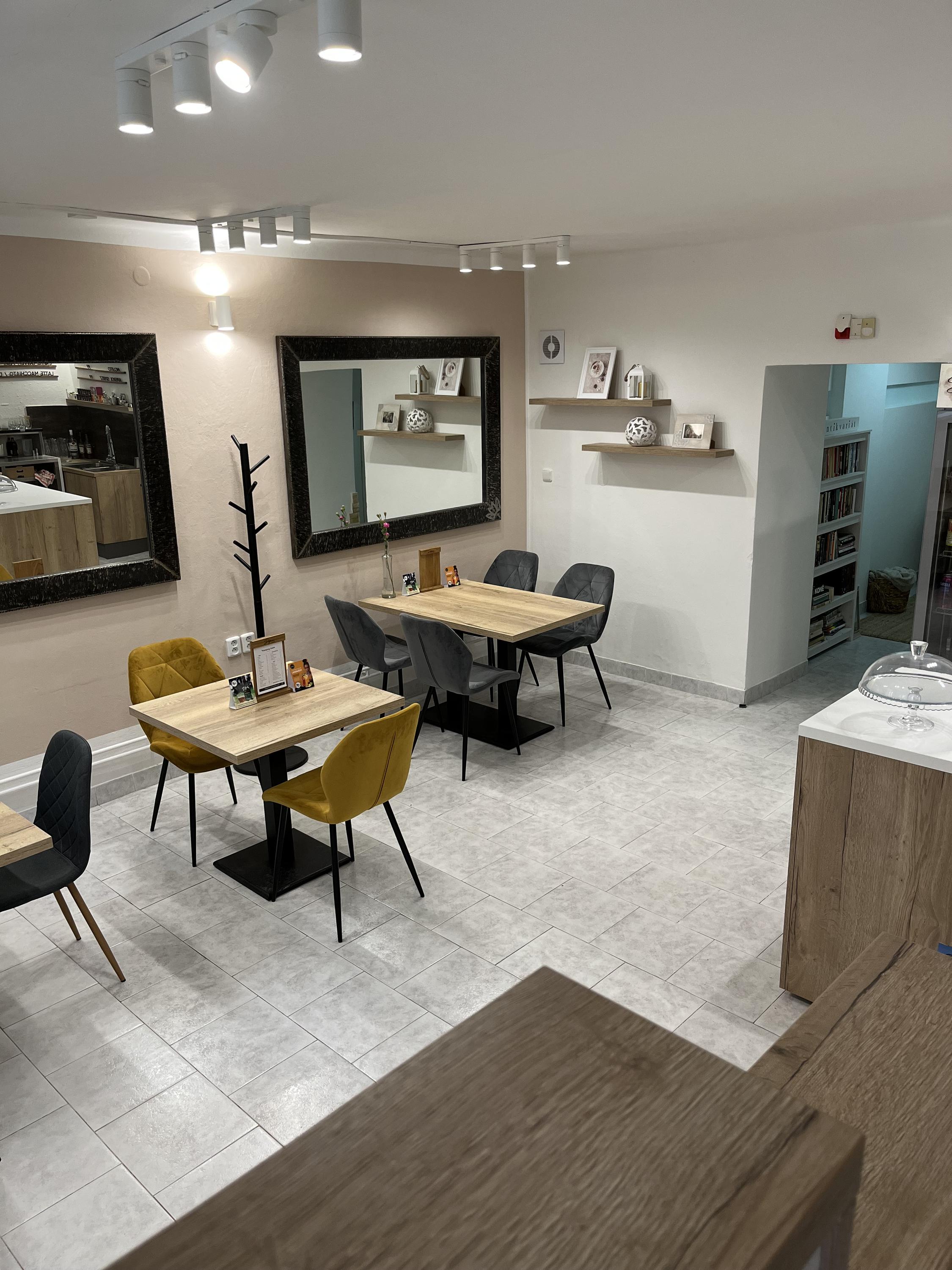 Dortový rychlík, cukrárna Dvojtečka foto 2