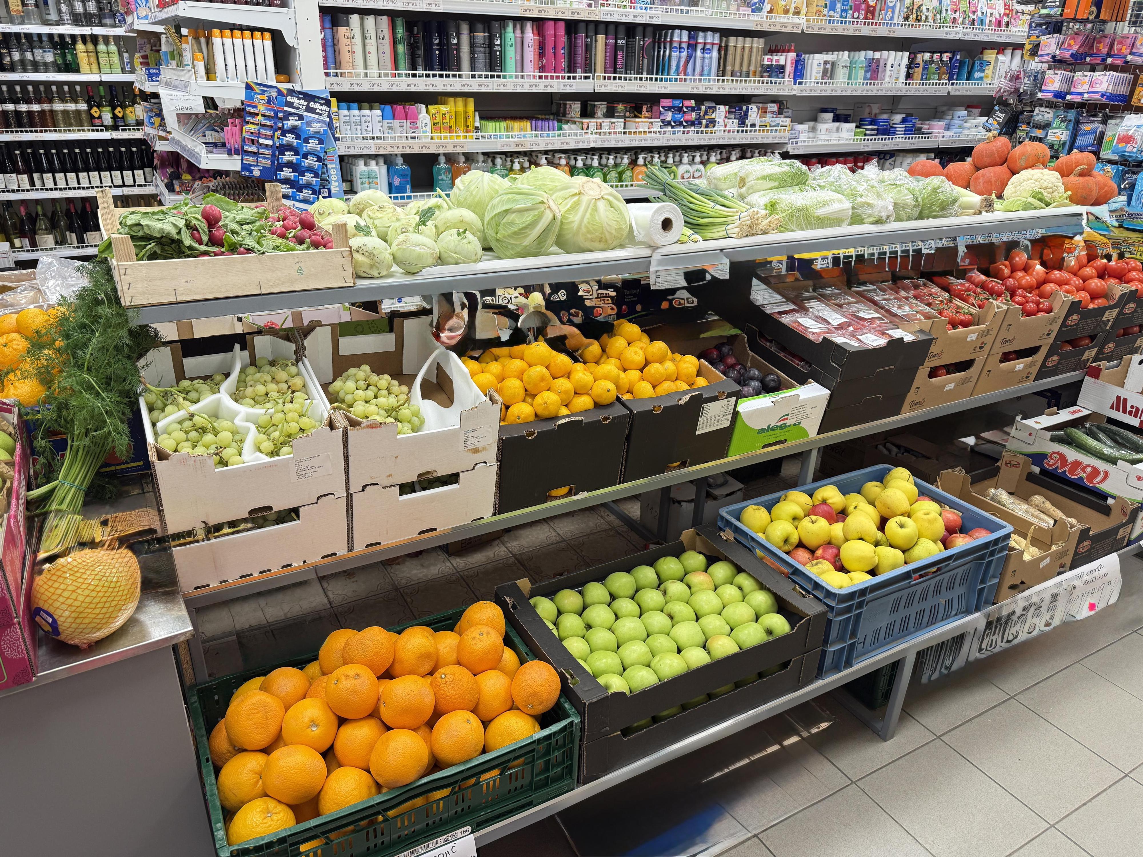 HOANGU OBCHODNÍ CENTRUM foto 5