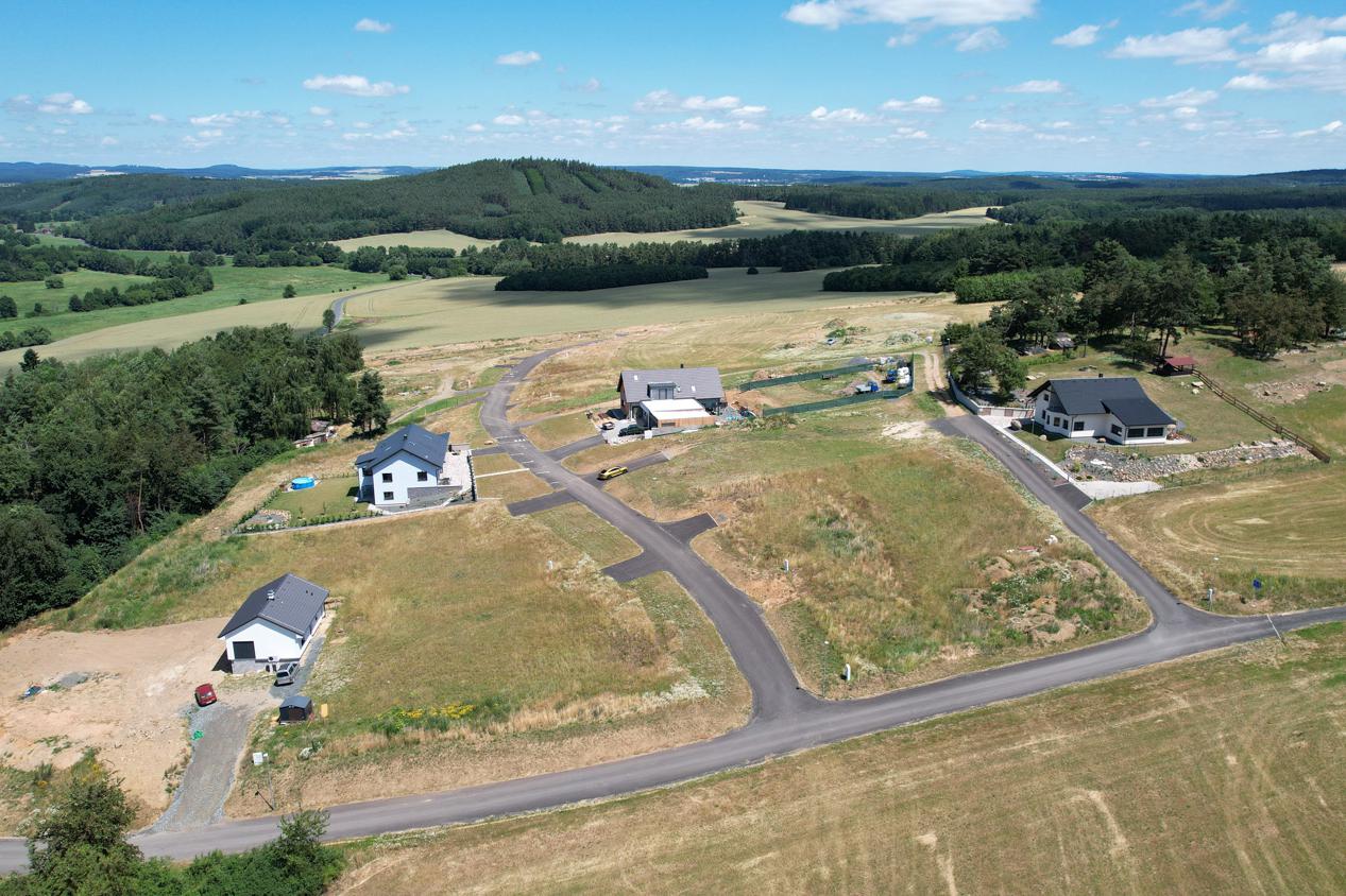 Prodej stavebního pozemku 1524 m2, Pařezov