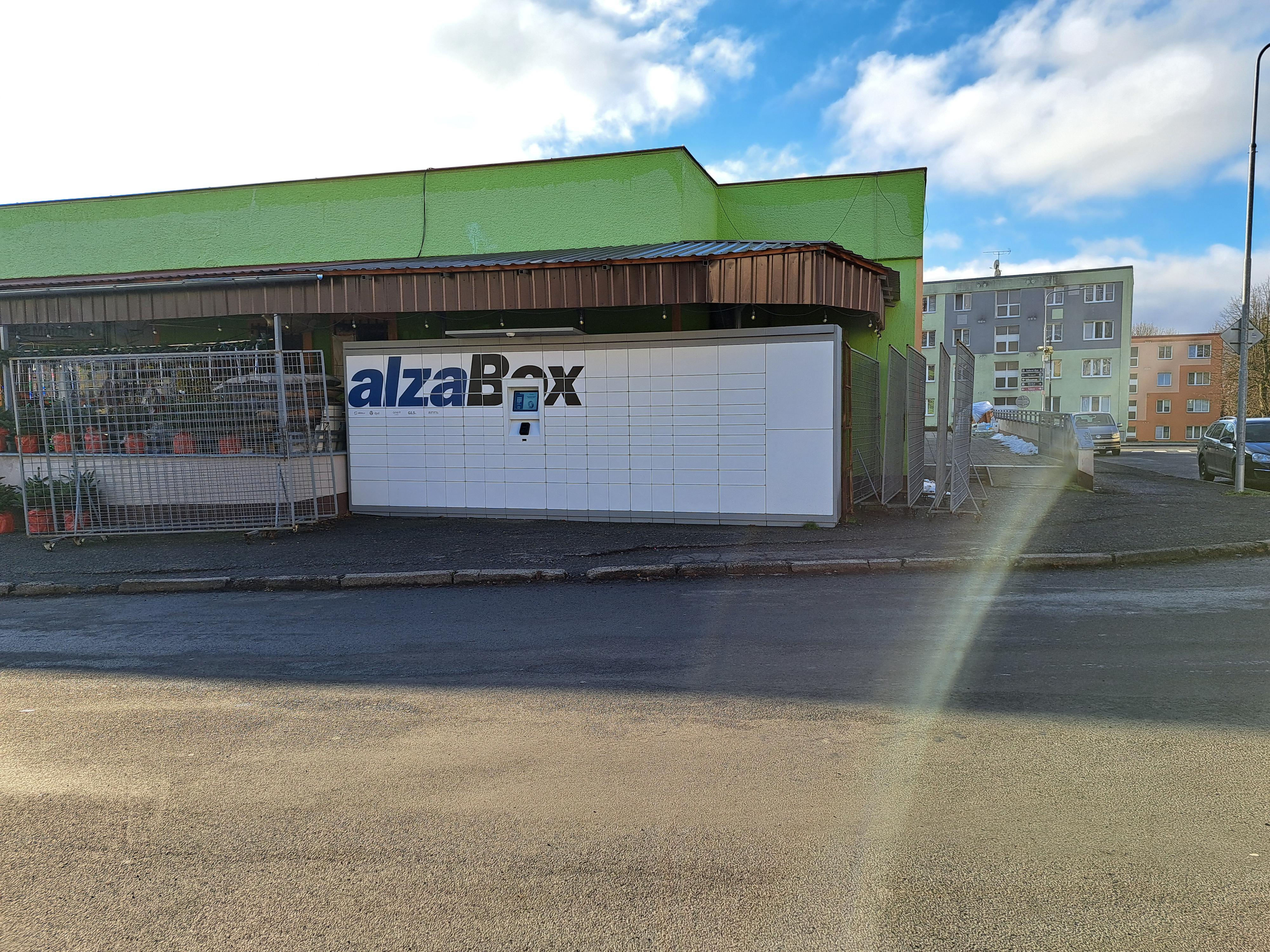AlzaBox foto 2