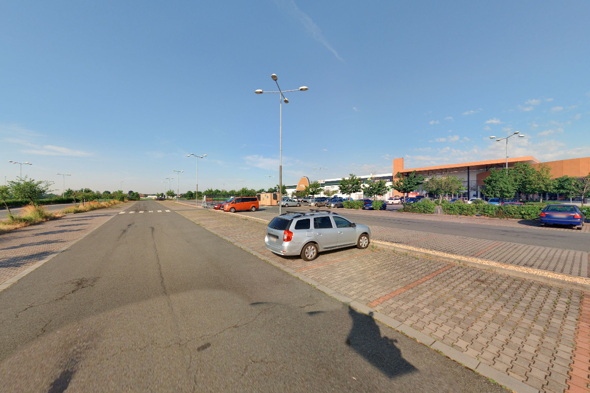 Nabíjecí stanice Tesla foto 3