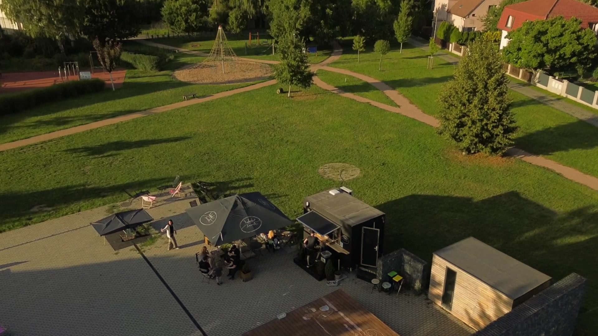 Nakafe truck foto 2 (náhled videa)