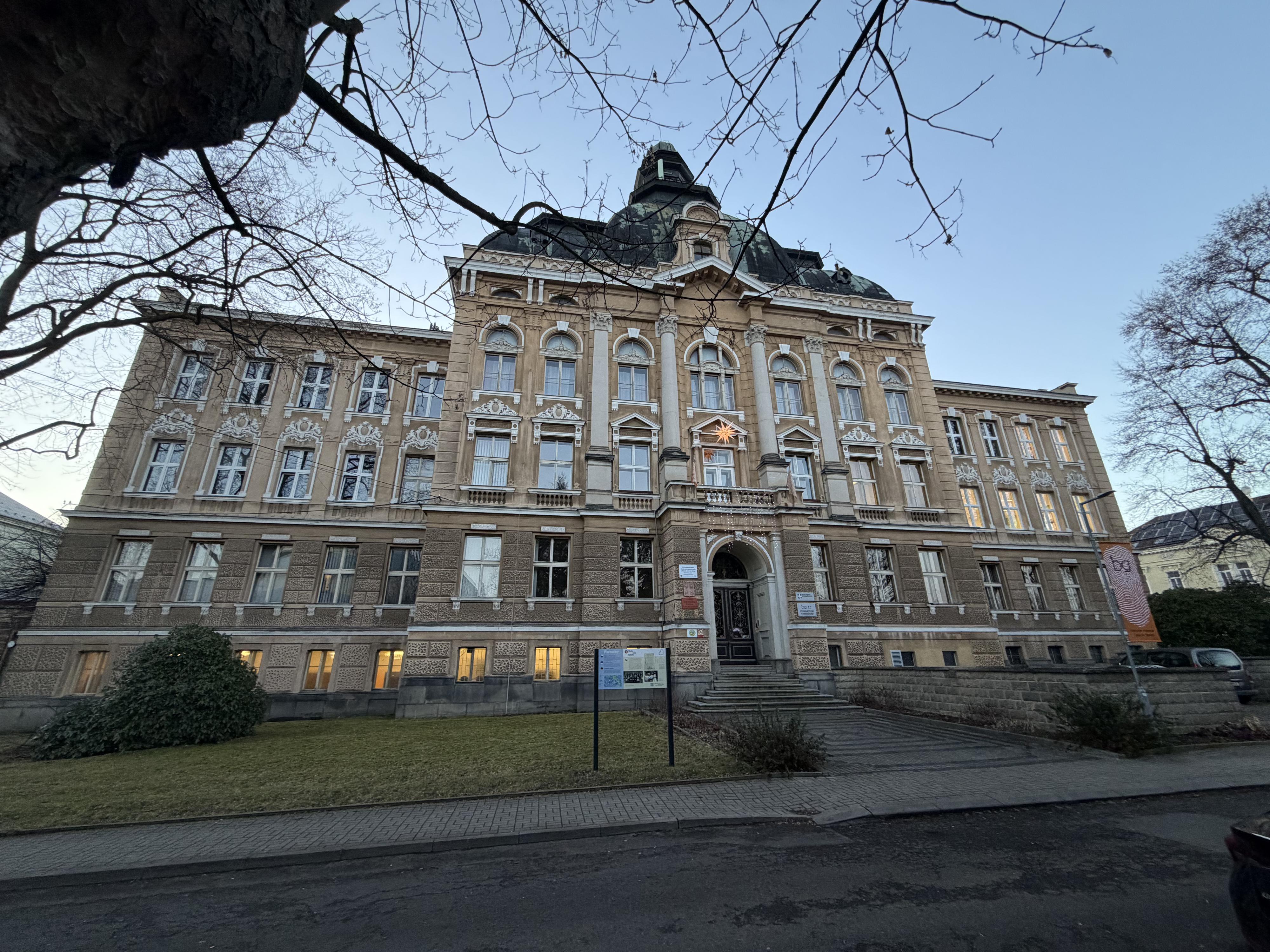 Gymnázium Varnsdorf foto 2