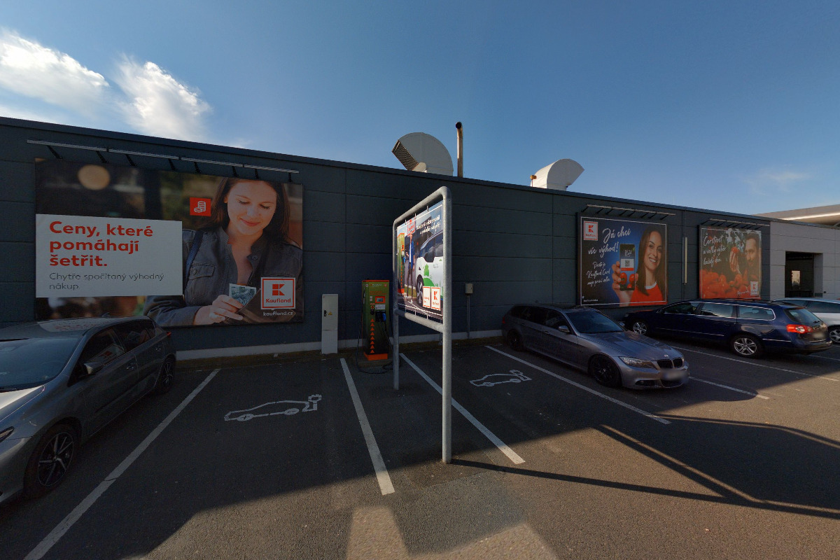 Nabíjecí stanice ČEZ foto 3