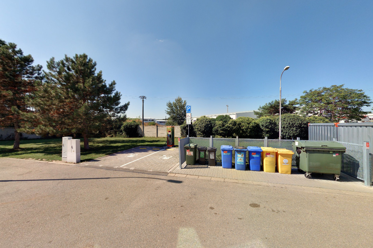 Nabíjecí stanice ČEZ