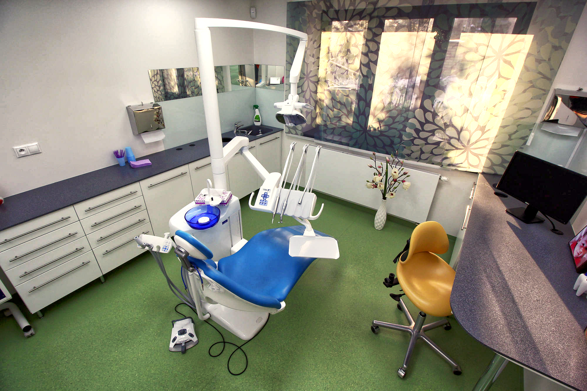 MUDr. Dagmar Petrmichlová - NiceFace medical - zubní ordinace foto 2
