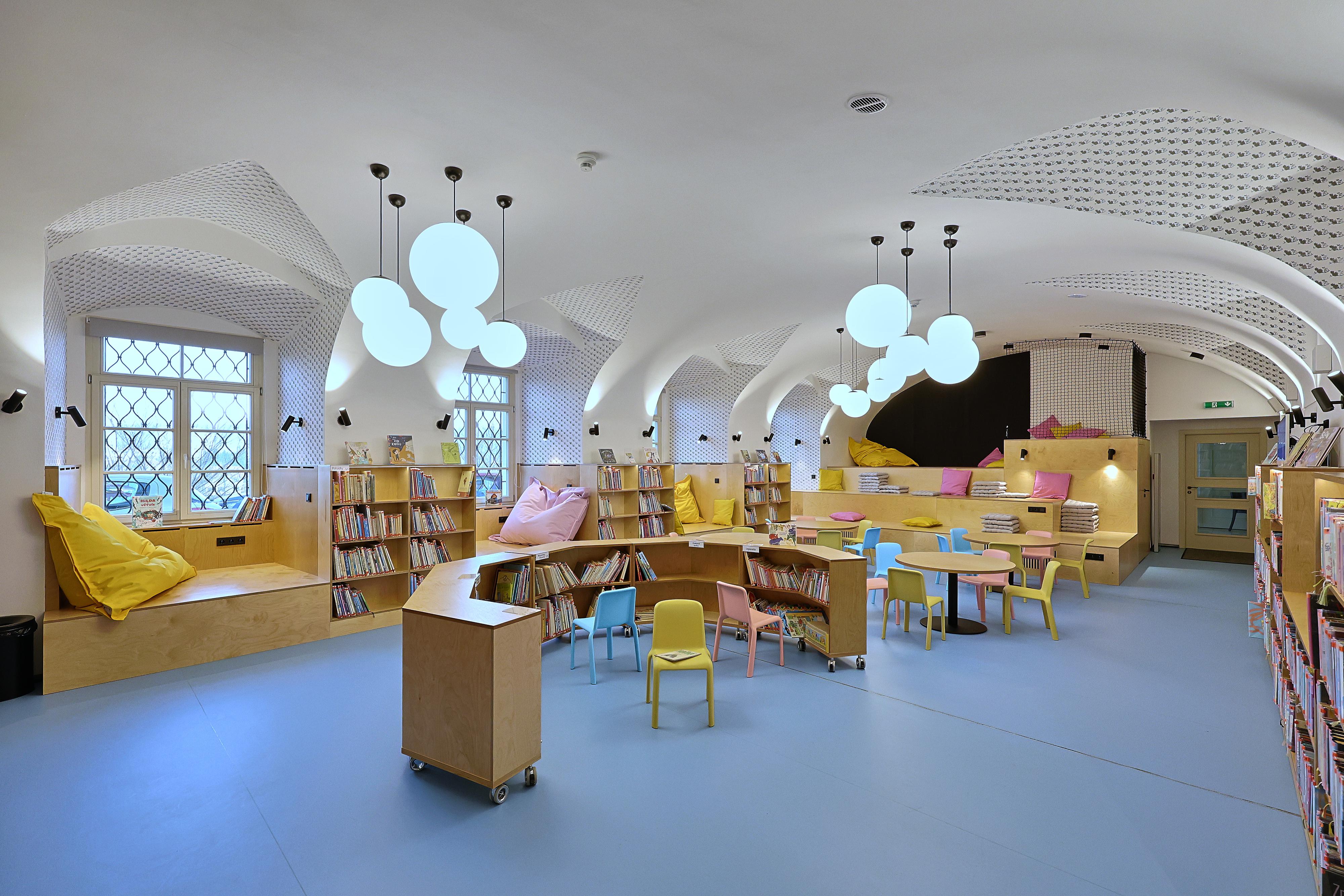 Městská knihovna Týnec nad Sázavou foto 6