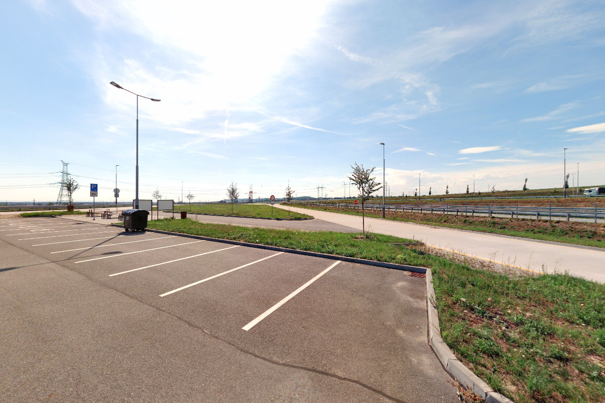 MOL - dobíjecí stanice