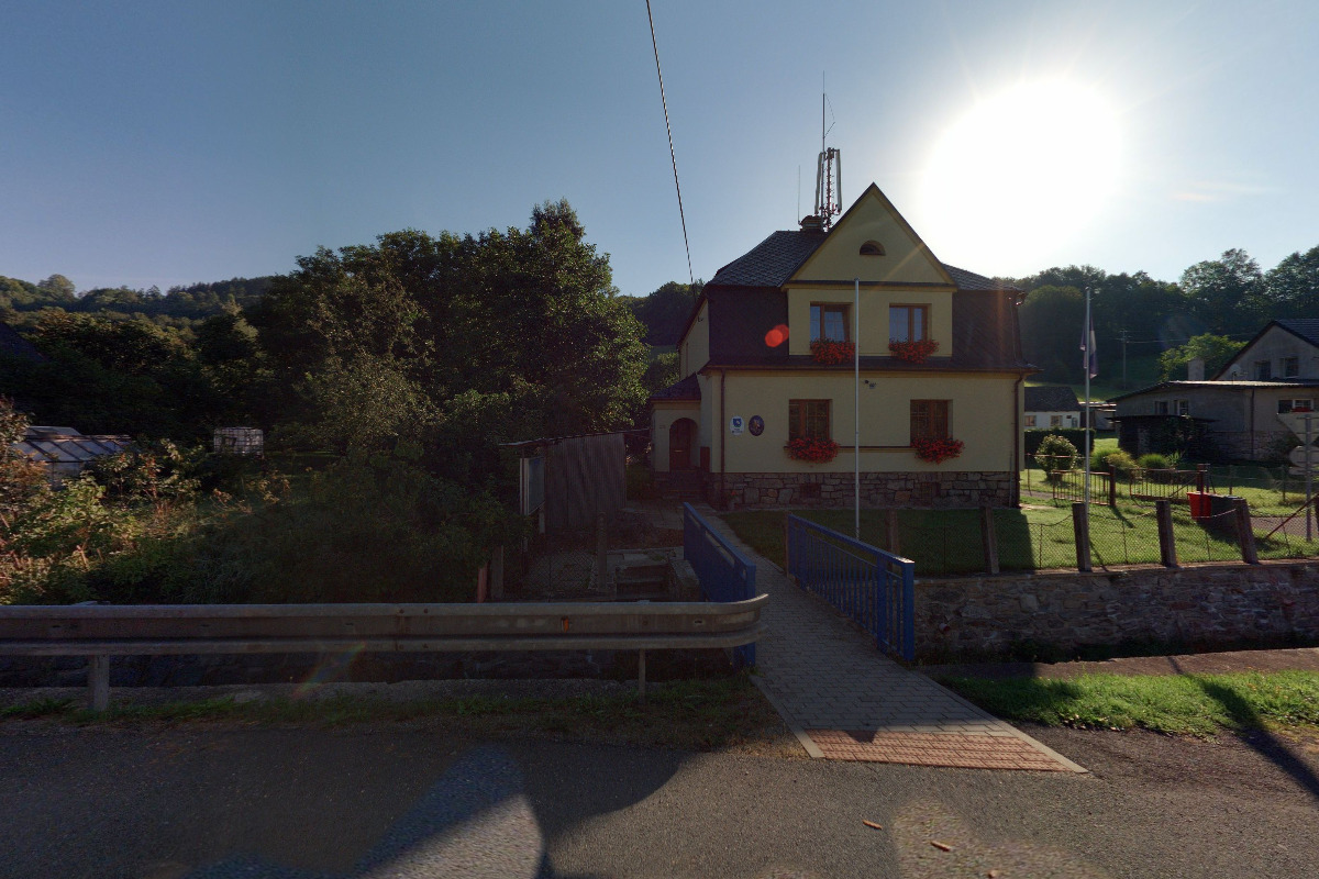 Bratrušov - obecní úřad