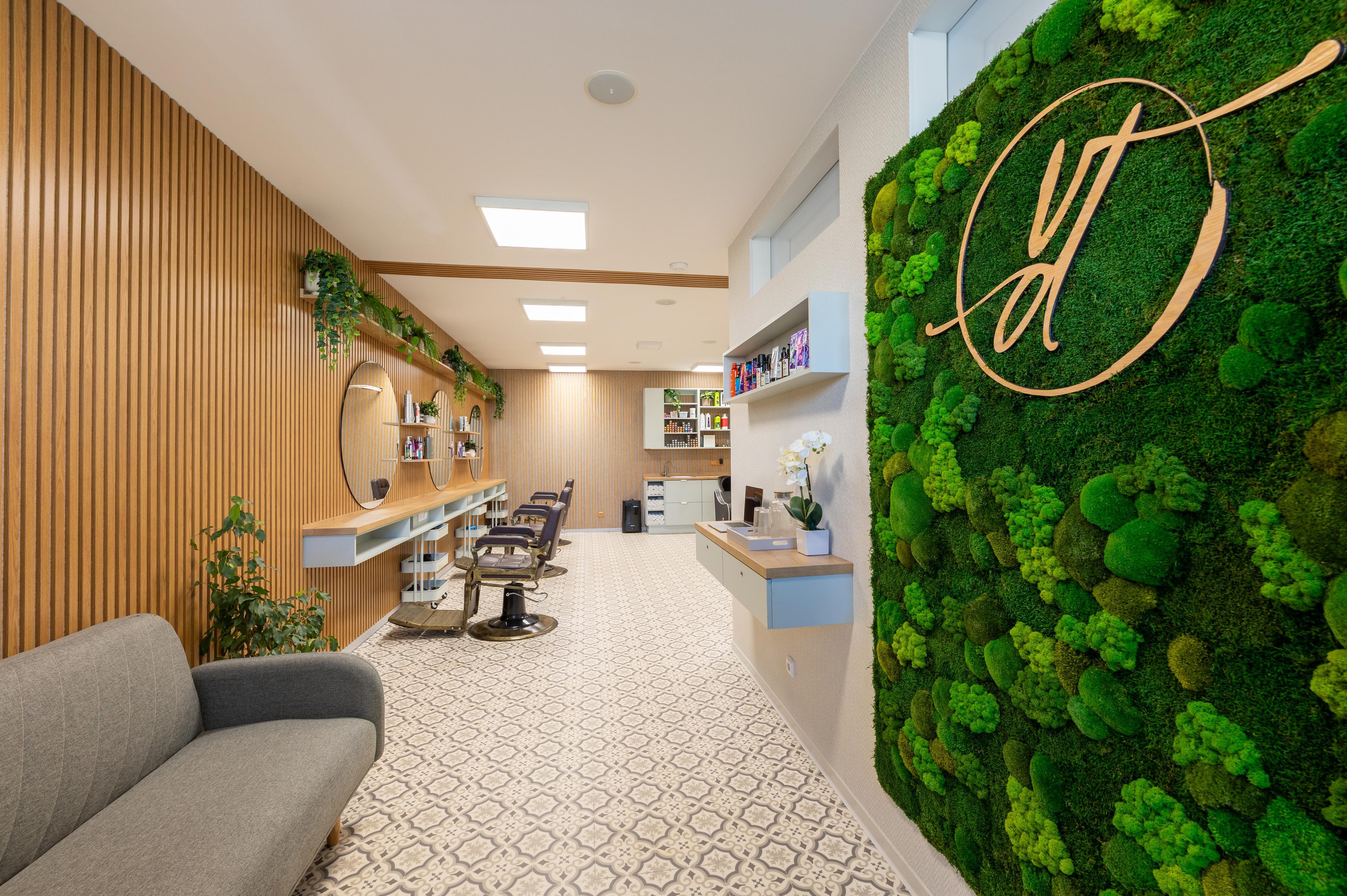 Vousatá Dáma - Kadeřnictví