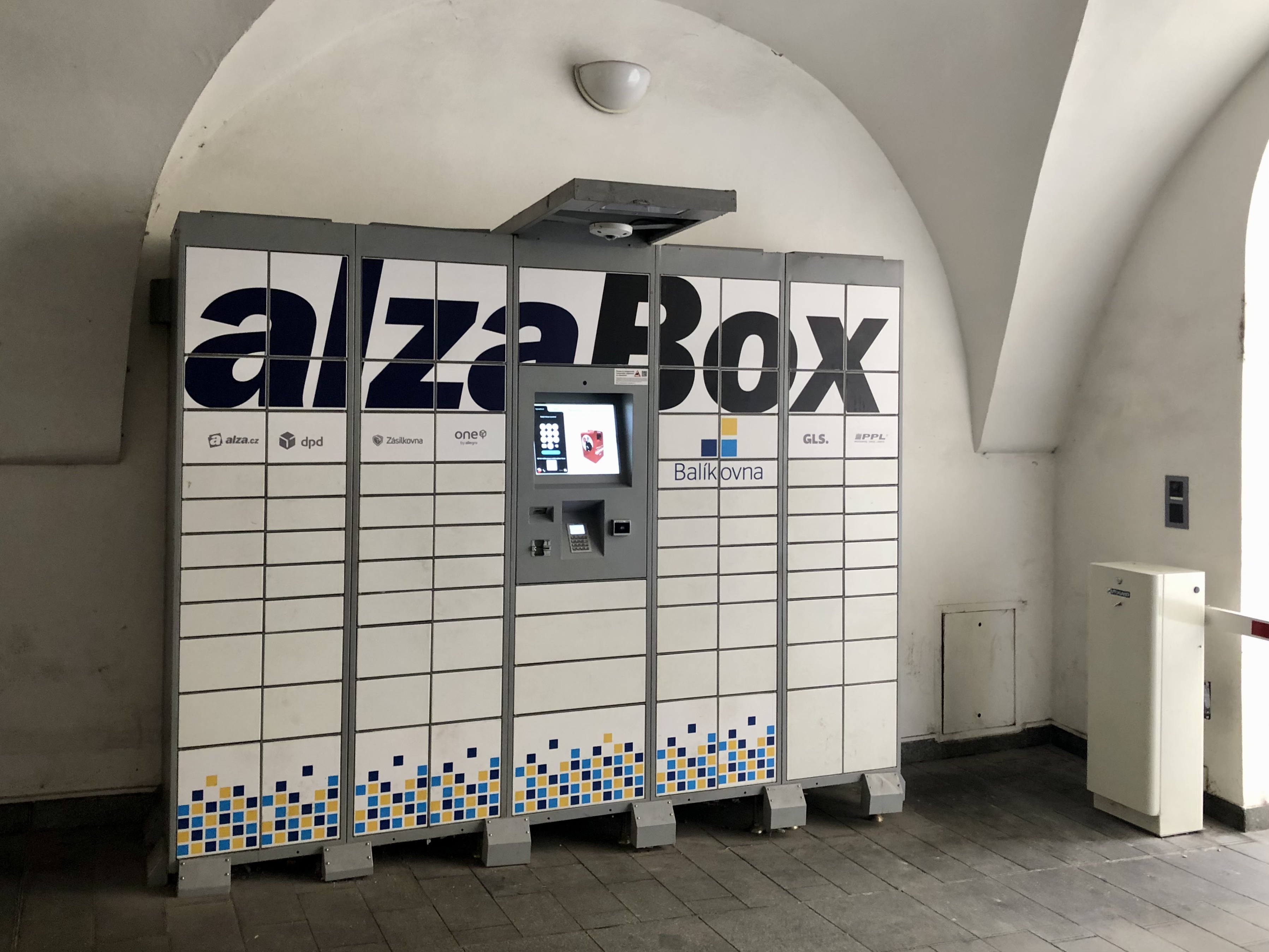 AlzaBox foto 4