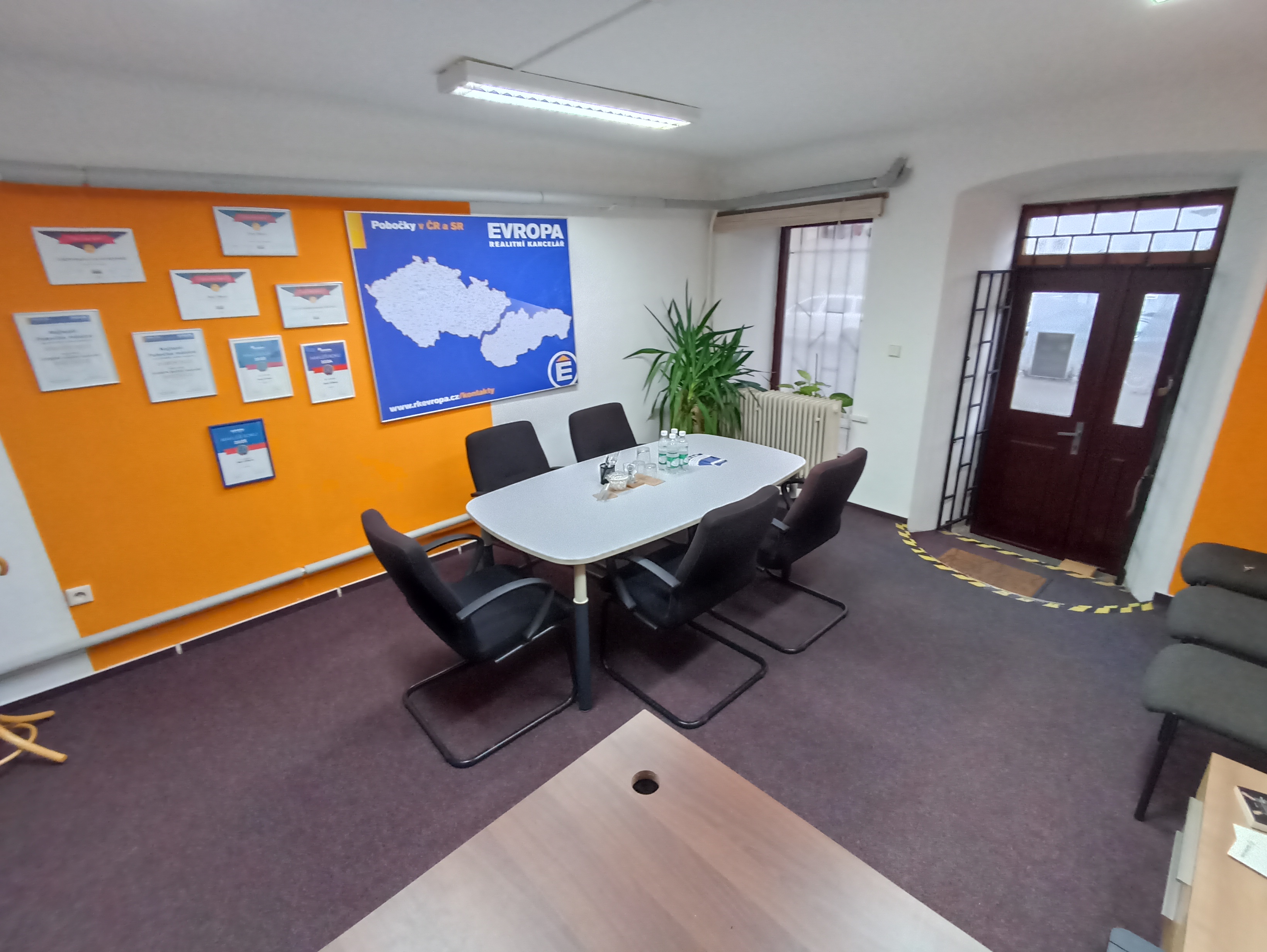 EVROPA realitní kancelář BŘEZNICE foto 3