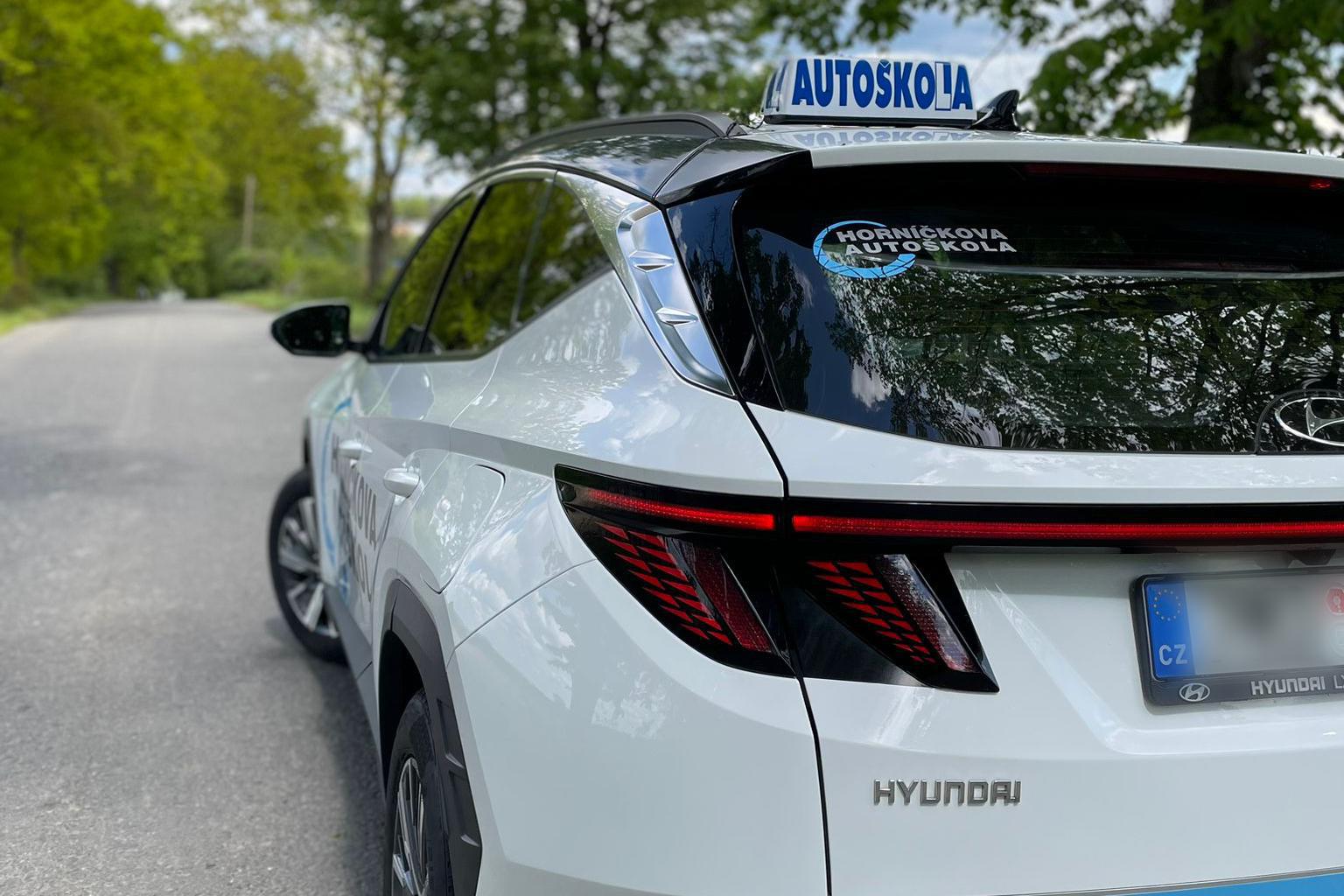 Horníčkova autoškola