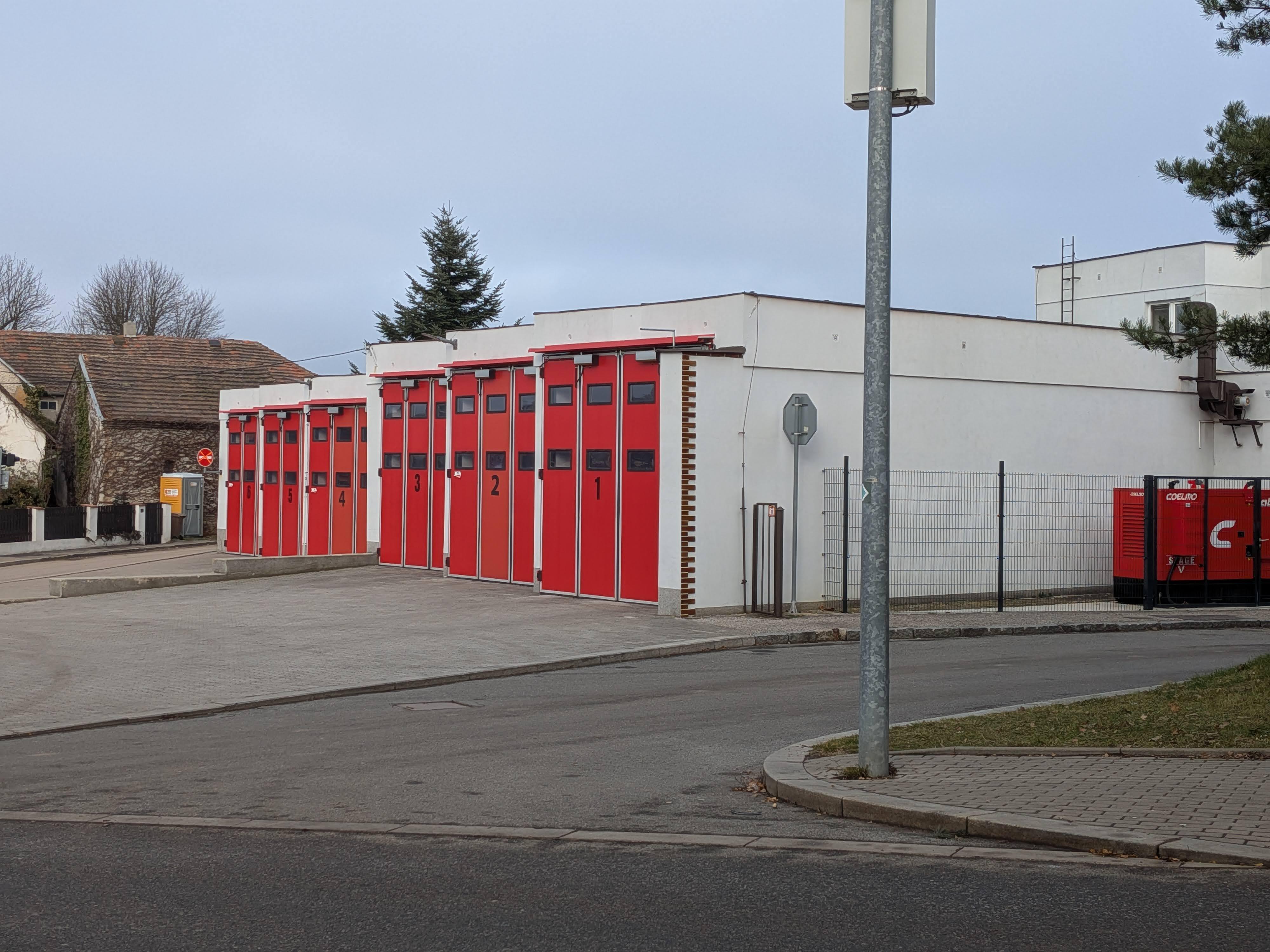 Hasičský záchranný sbor Středočeského kraje - Hasičská stanice Hořovice foto 4
