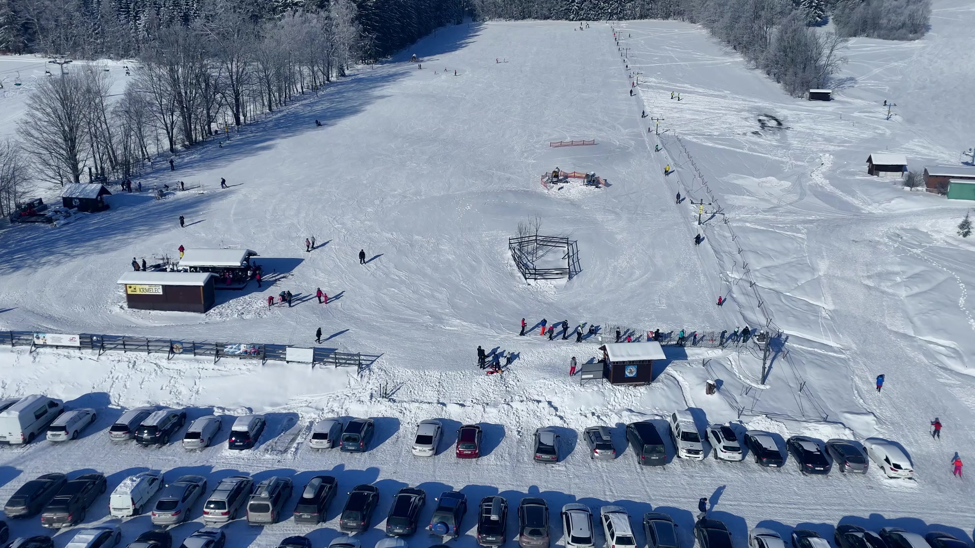 Skiareál Pařez foto 2 (náhled videa)