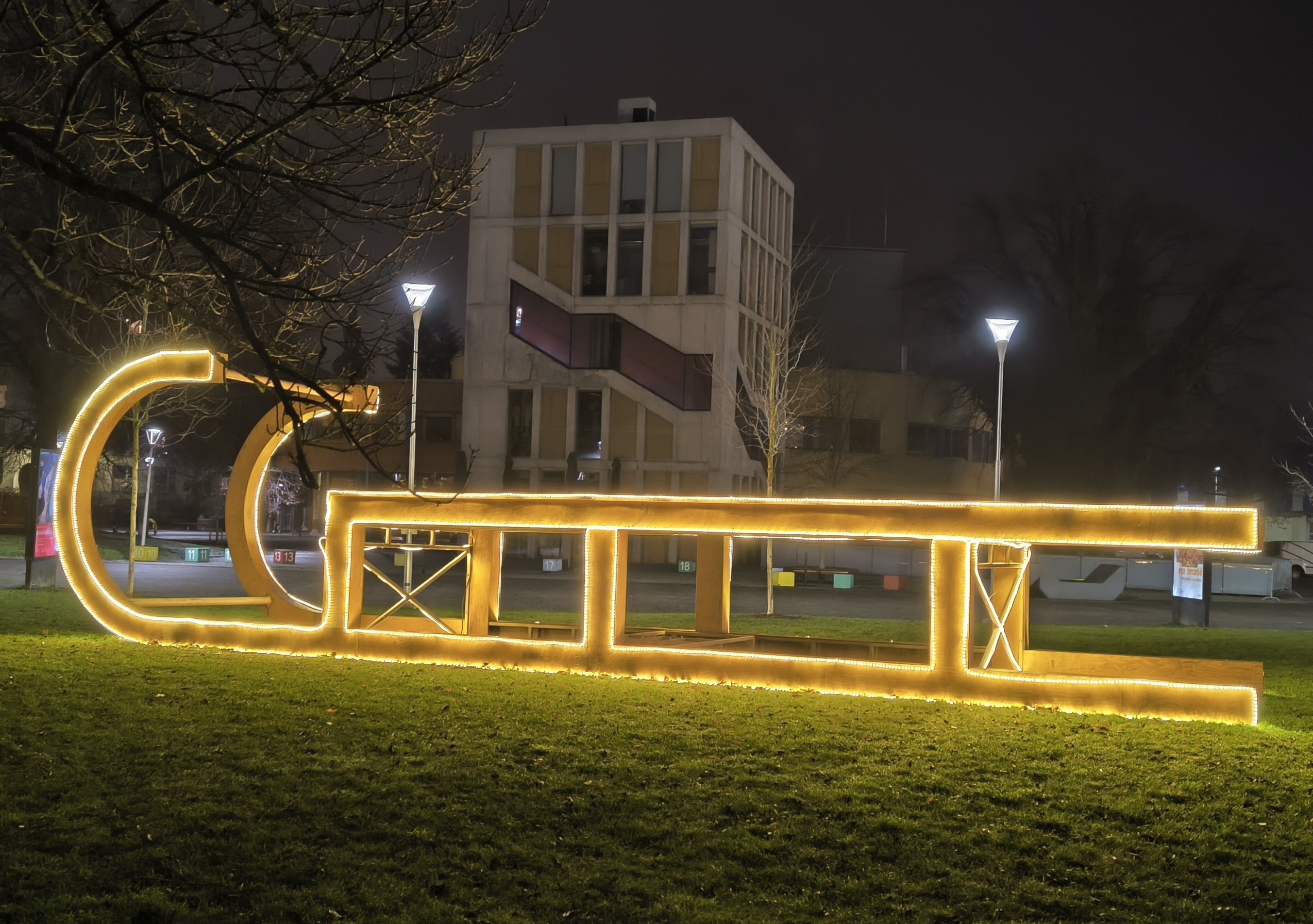 DIVADLO LOUTEK OSTRAVA foto 6