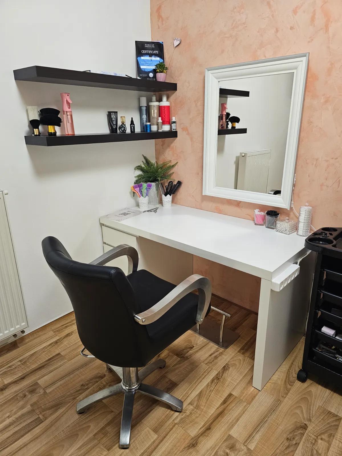 Beauti | Kadeřnictví & Make-Up foto 2