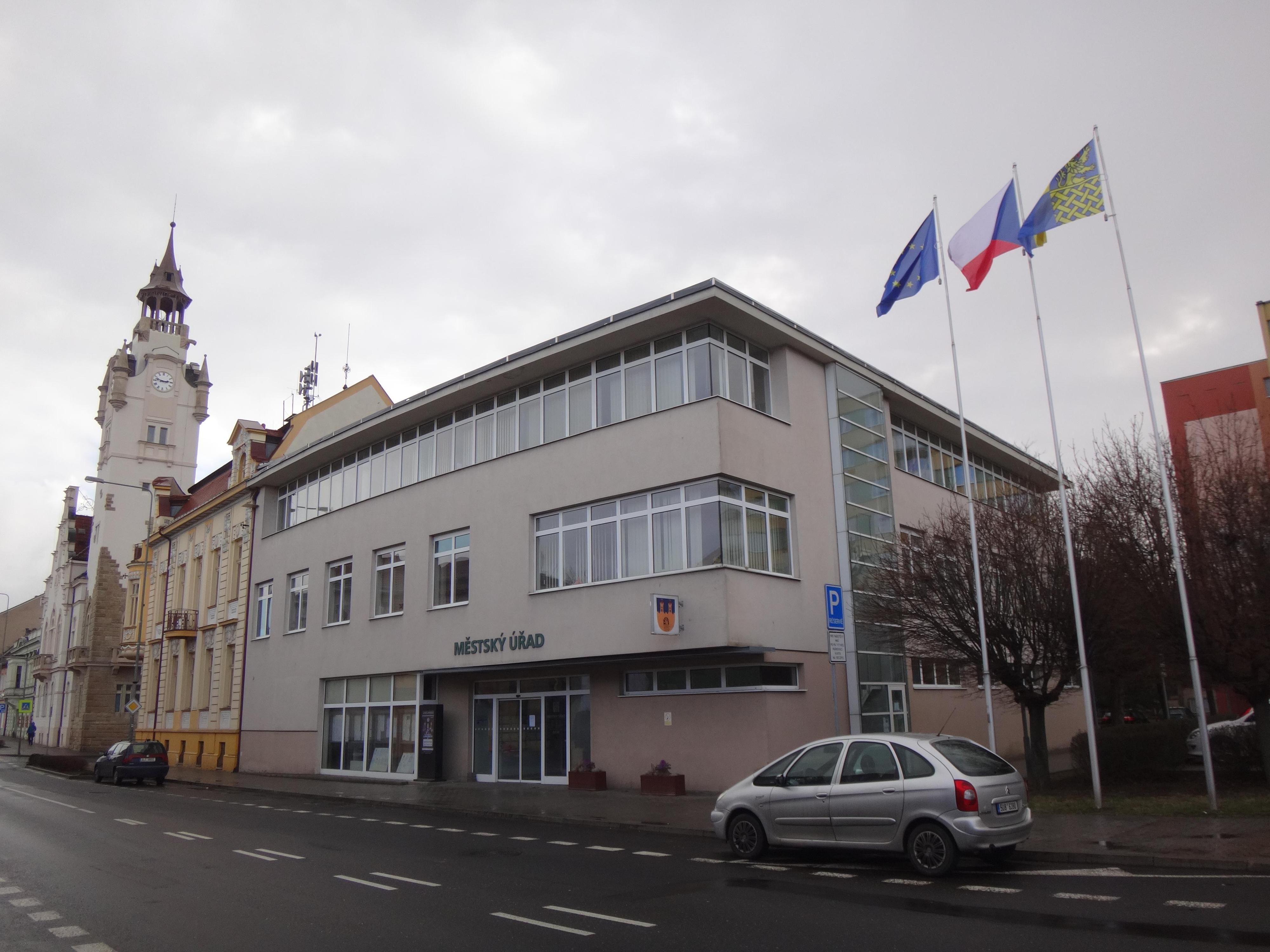 Lovosice - městský úřad foto 5