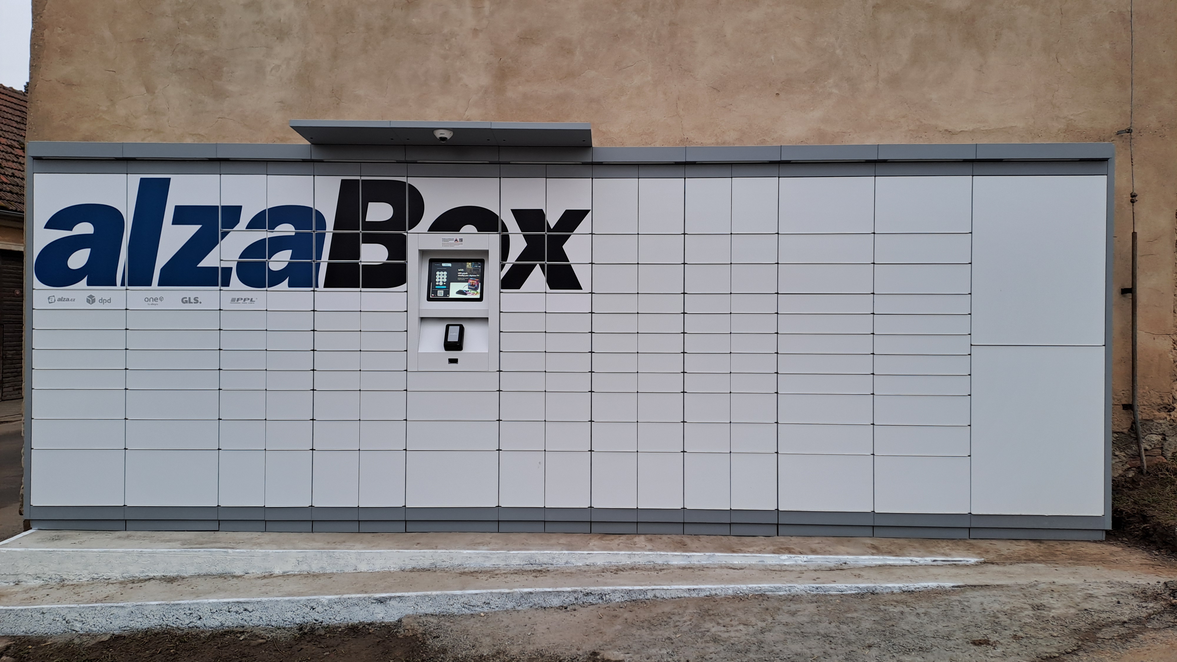 AlzaBox