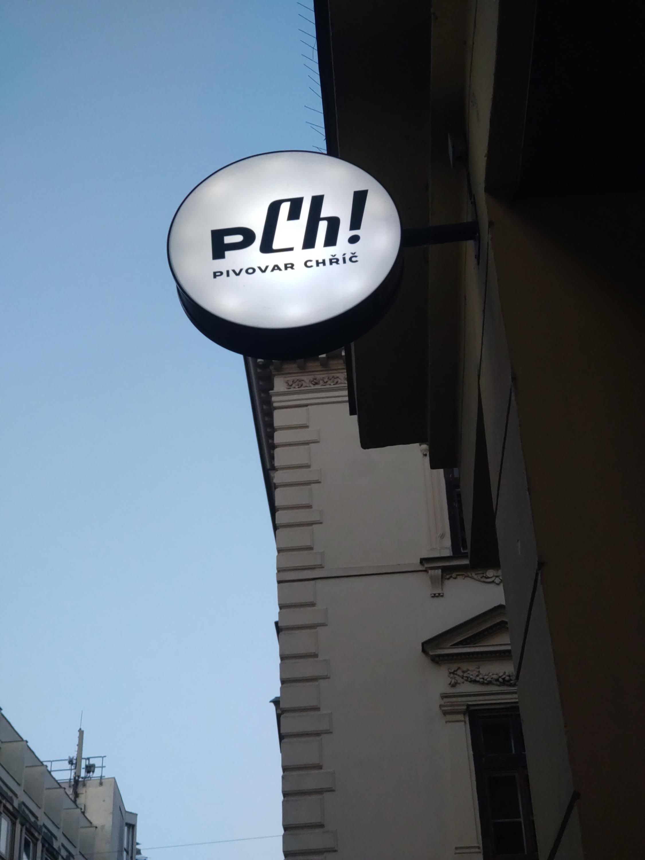 Družba: univerzitní kavárna foto 6