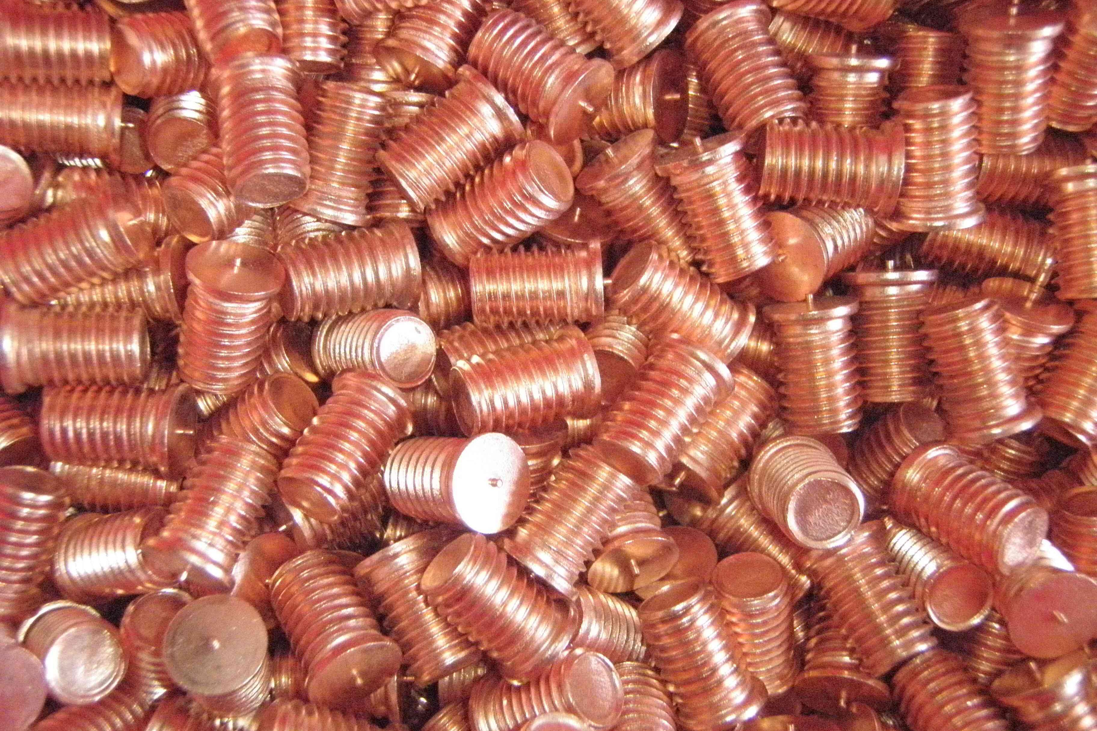 Svorníky pro přivařování