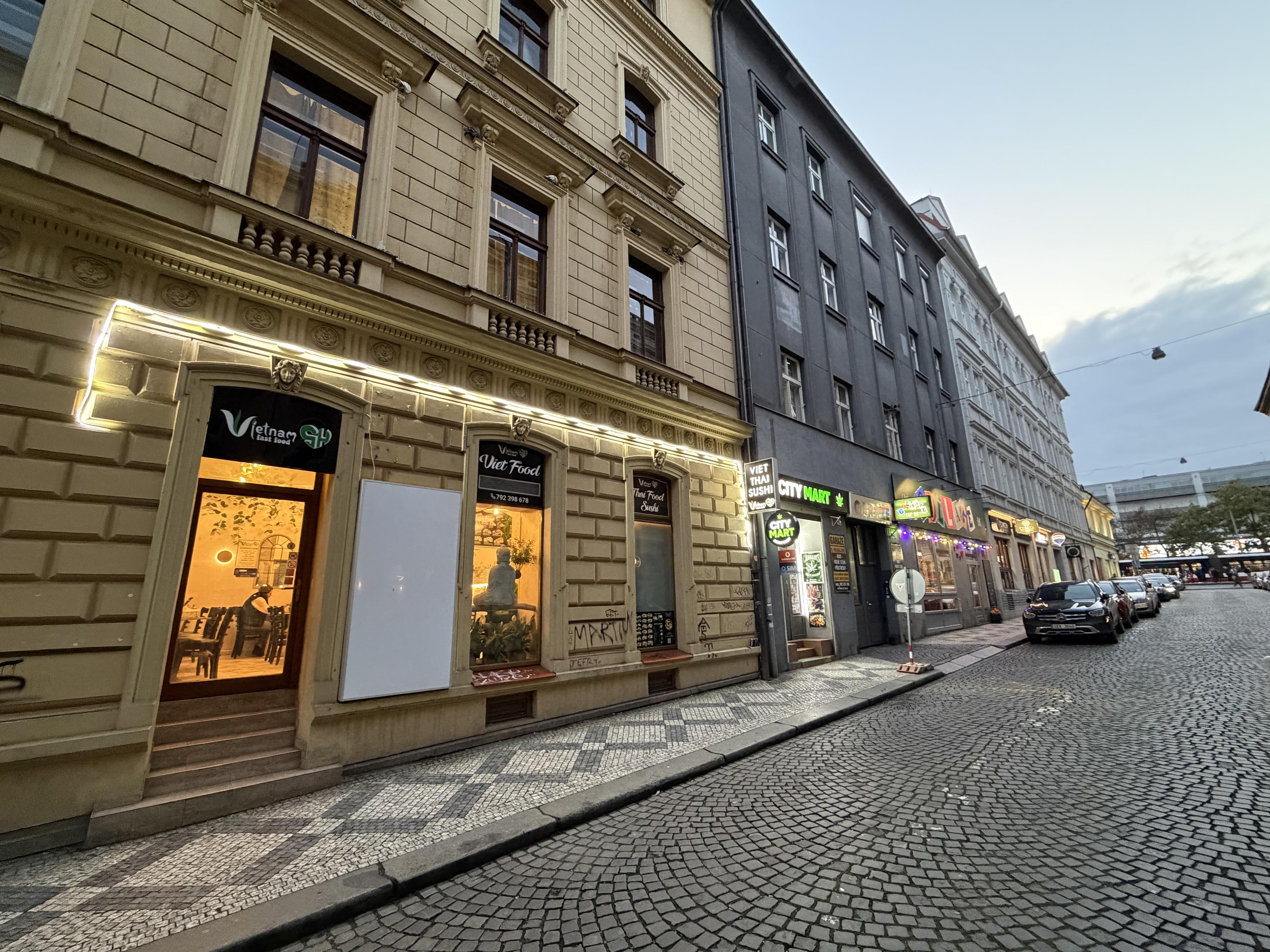 VIETNAM SH fast food