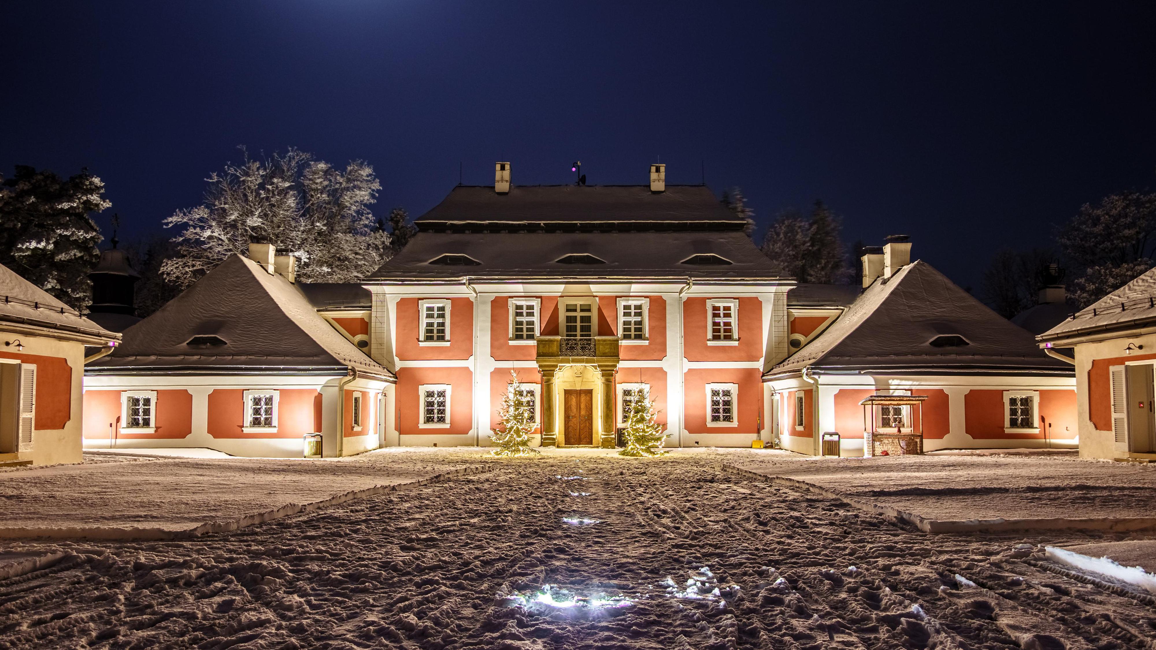 Restaurace Zámek Karlštejn foto 3