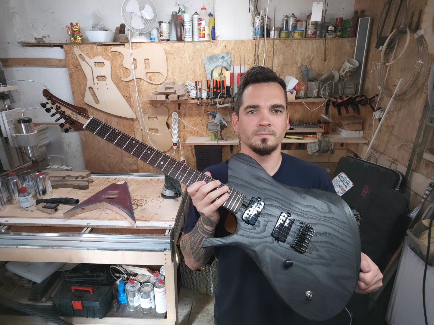 Janů Guitars foto 2