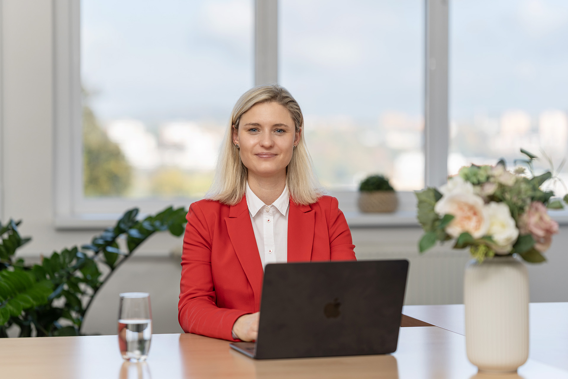 OKNO NEMOVITOSTÍ foto 5