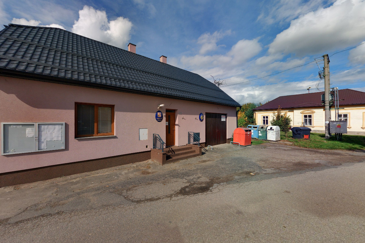 Břevnice - obecní úřad foto 2