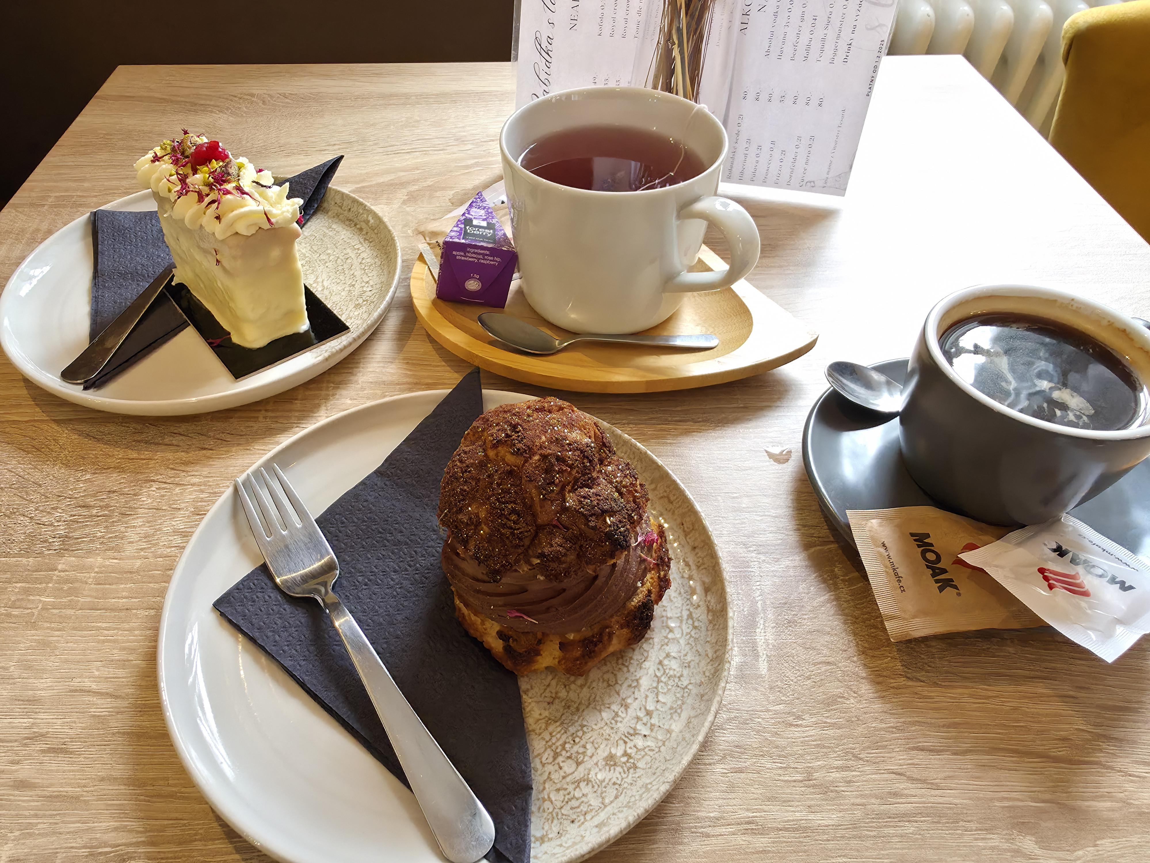 S láskou CAFÉ - BAR foto 3