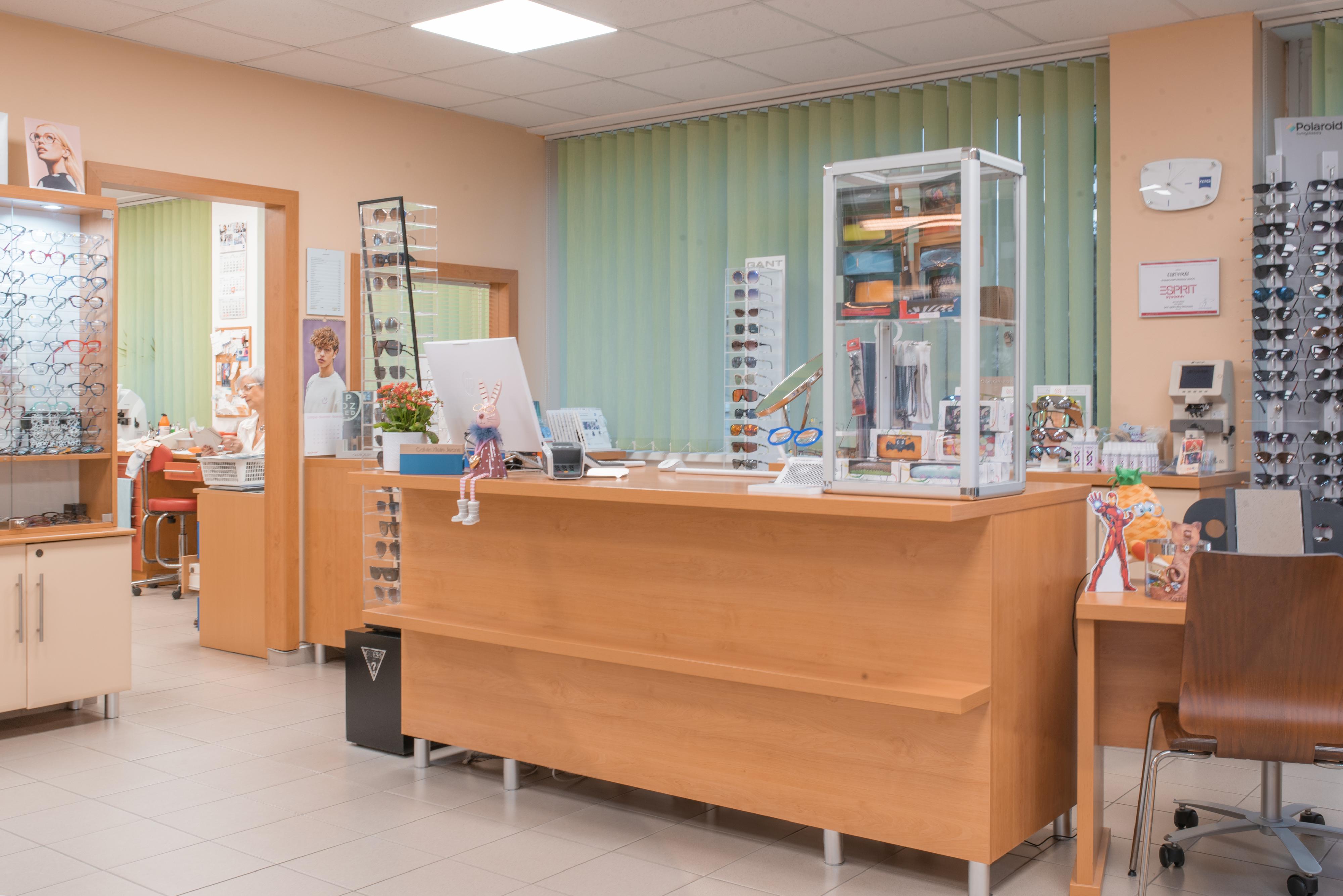 Oční optika Věra Mišurcová s.r.o. foto 2