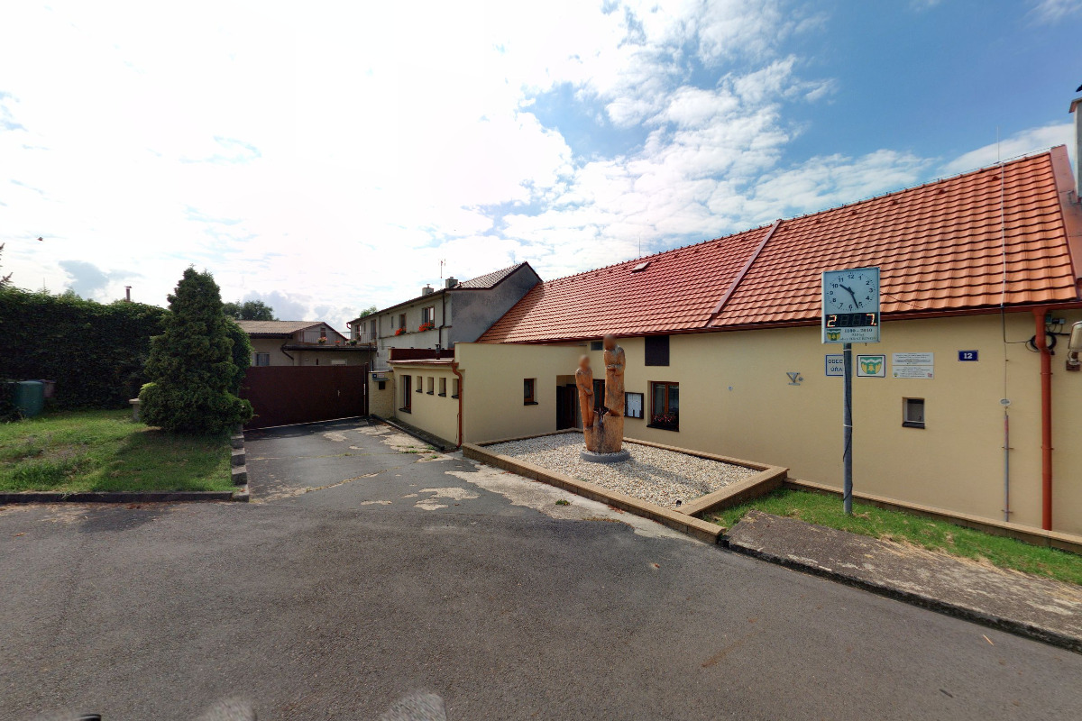 Bratřínov - obecní úřad foto 5