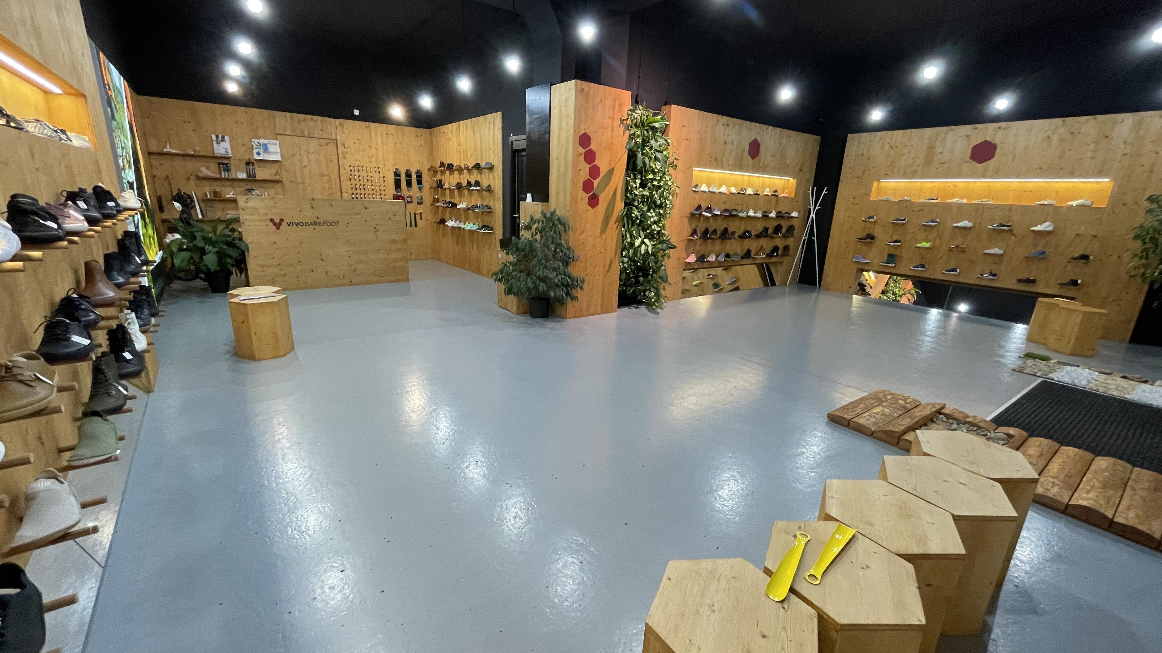 VIVOBAREFOOT Concept Store Ostrava foto 6