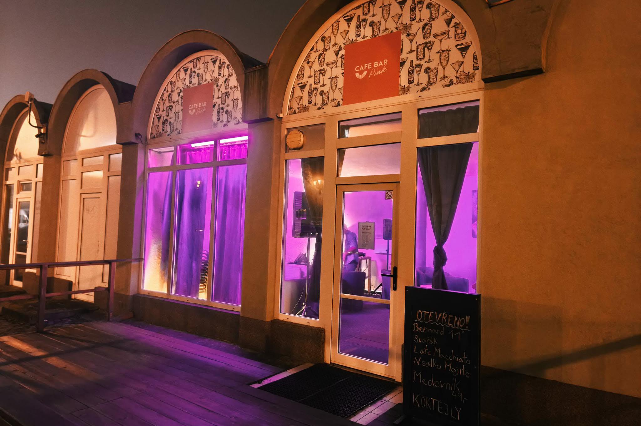 Cafe Bar Pink