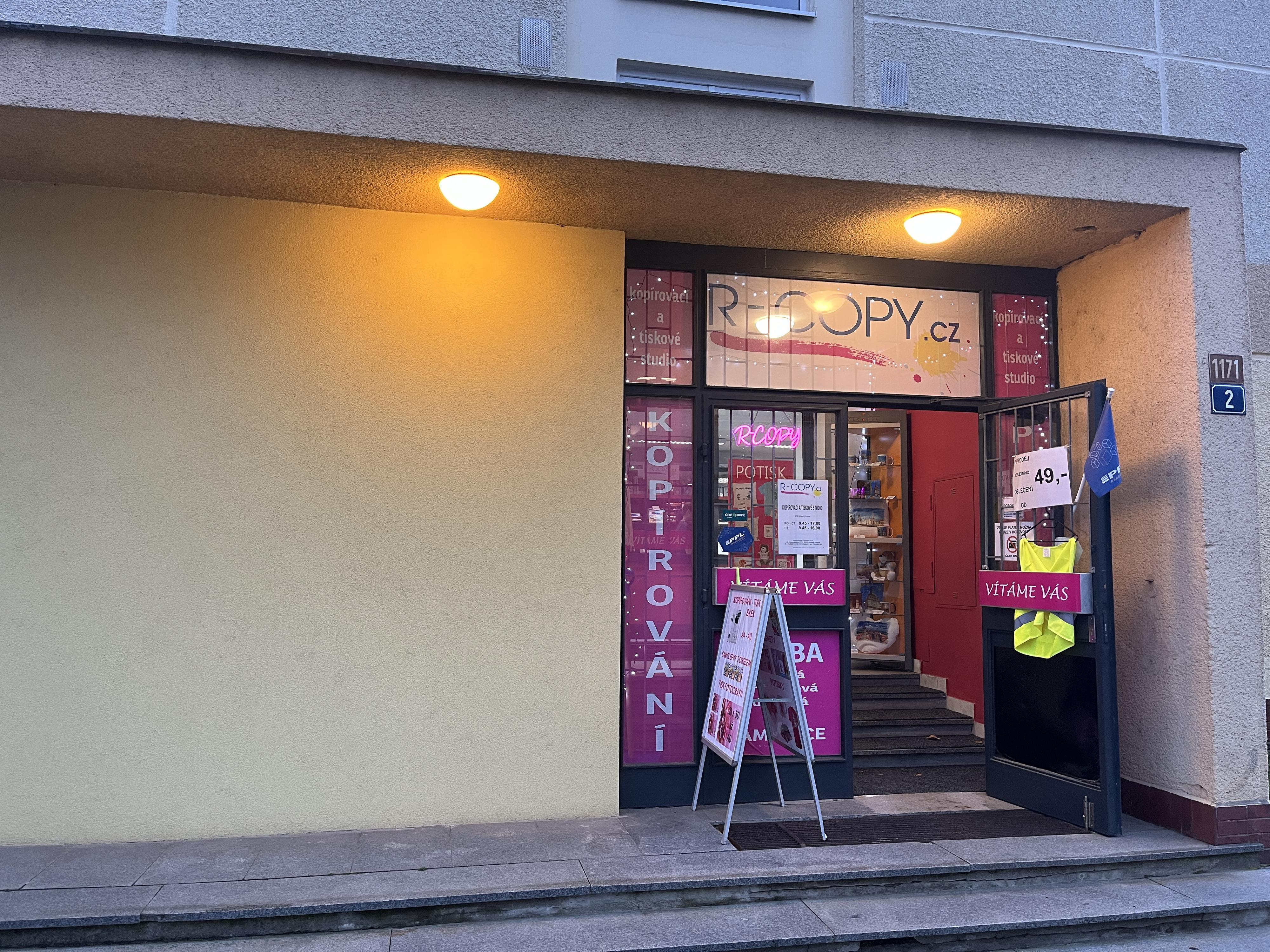 Kopírovací a tiskové studio R-COPY.cz foto 5