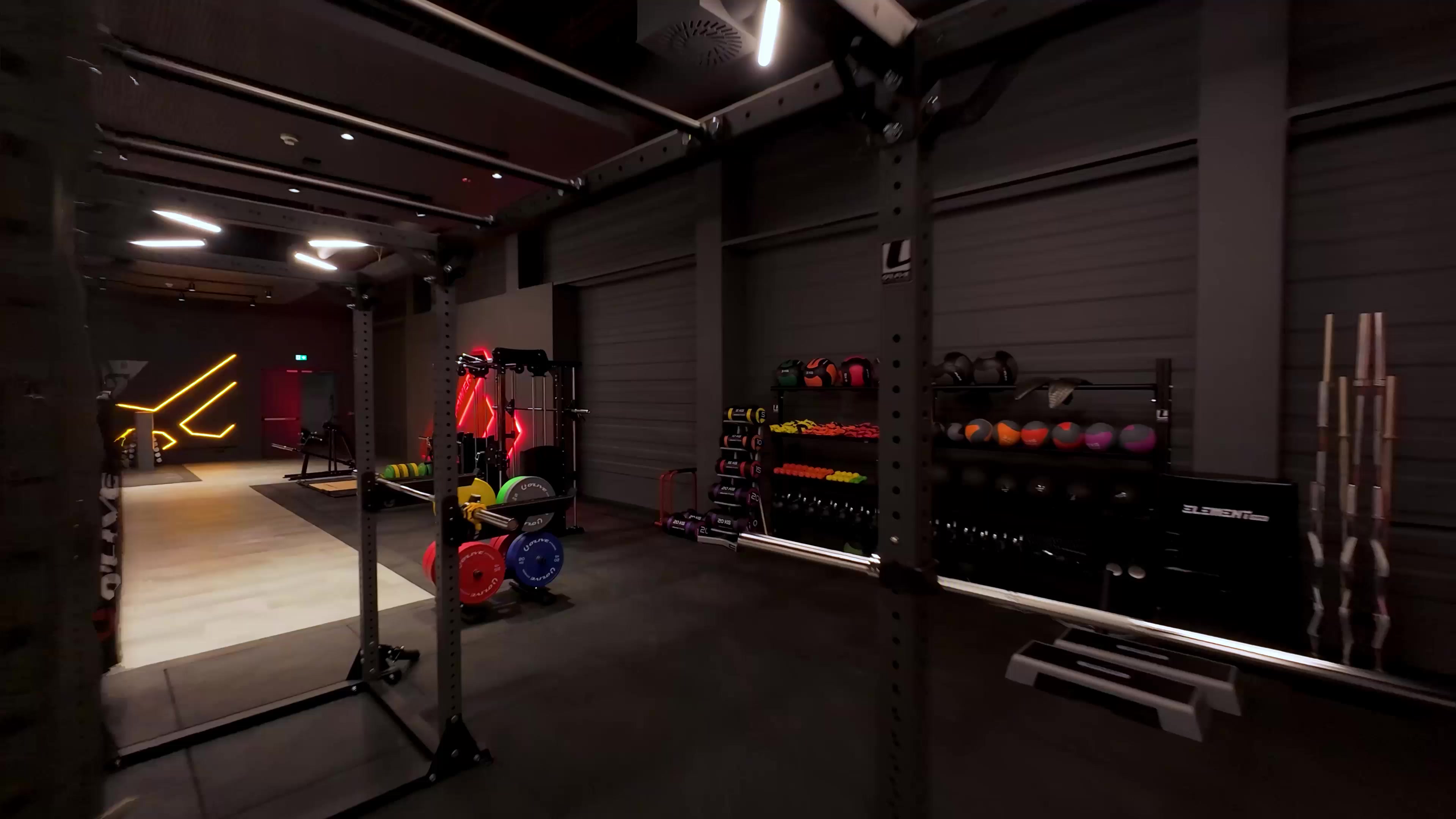 Element Gyms - Pardubice foto 2 (náhled videa)