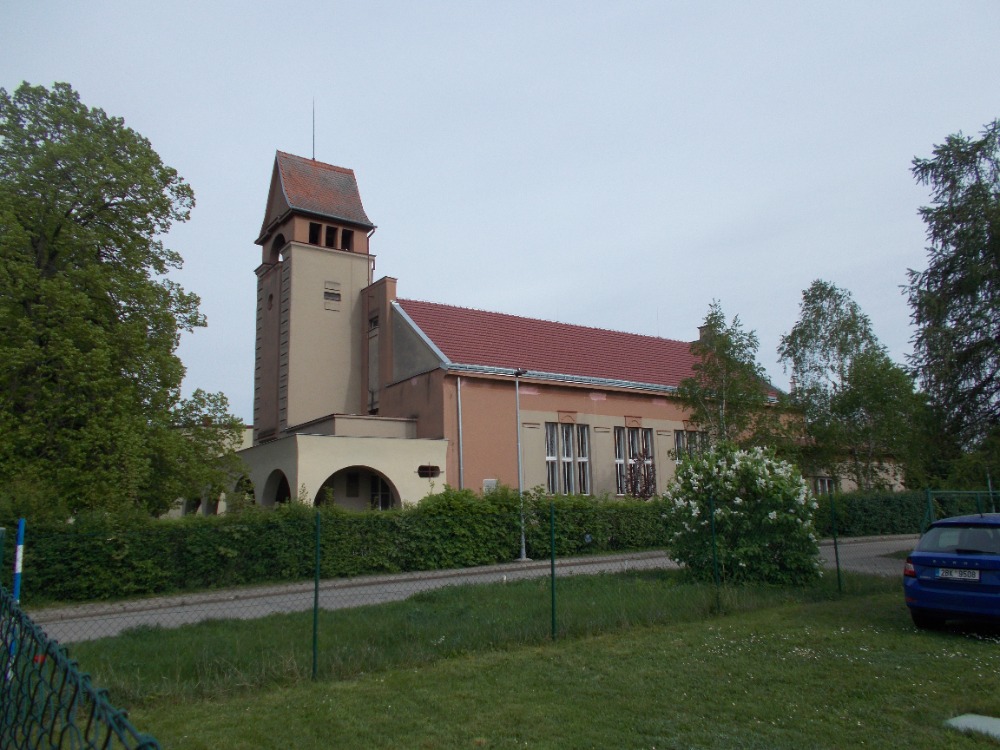 Husitská církev v Tuřanech foto 3