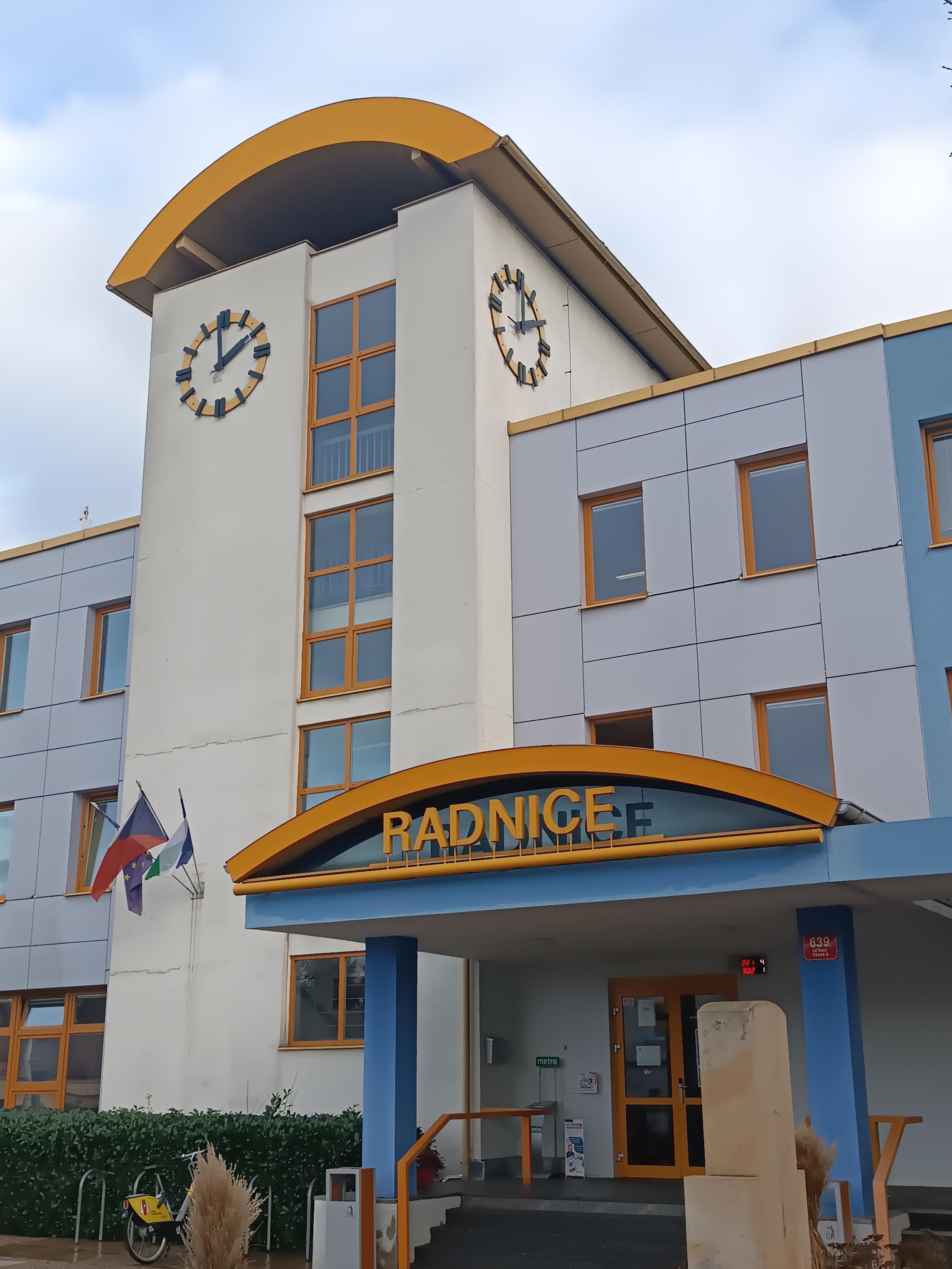 Úřad městské části Praha 18 foto 6