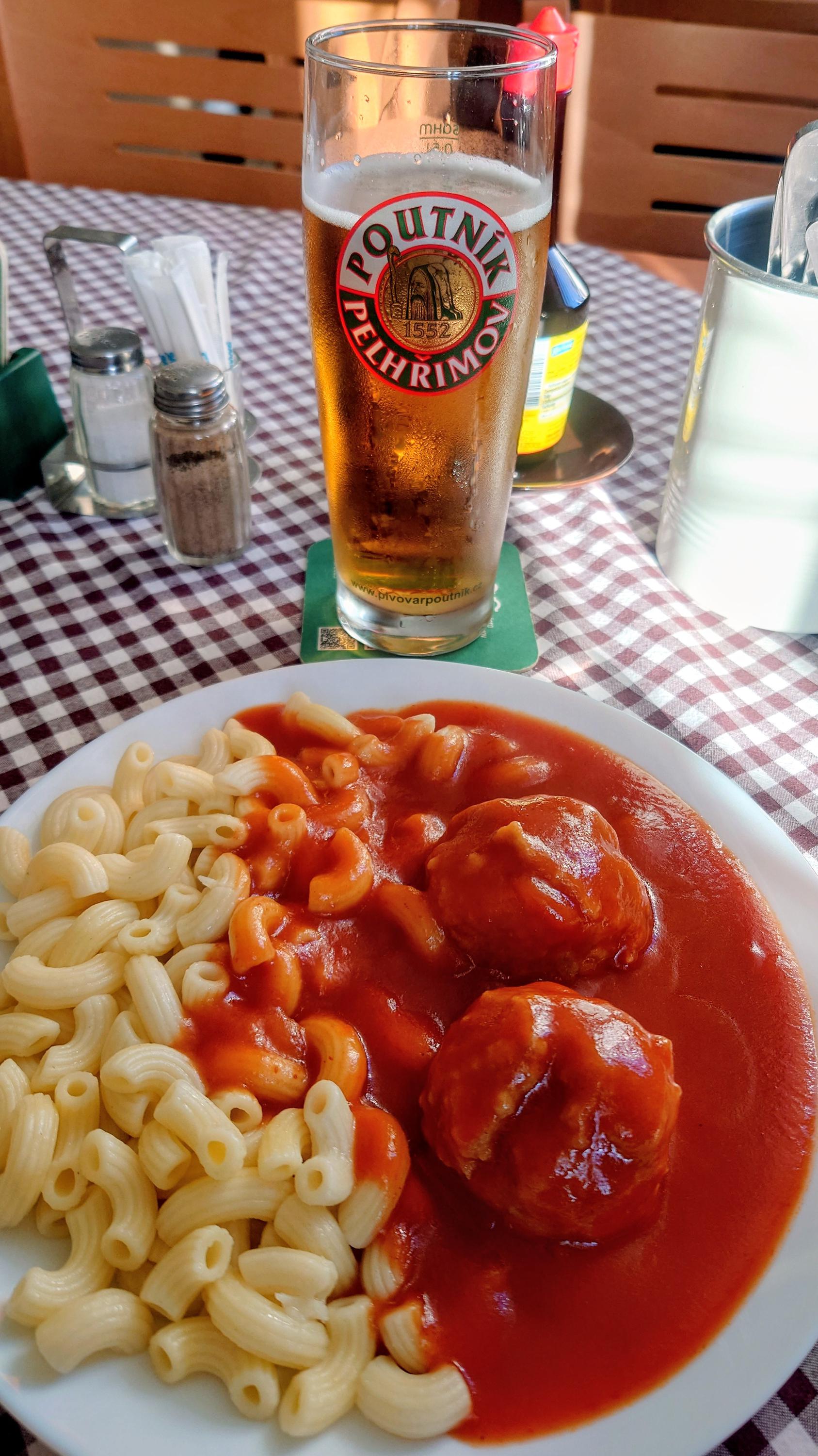 Stravovací zařízení Eva - Restaurace Popovice foto 4