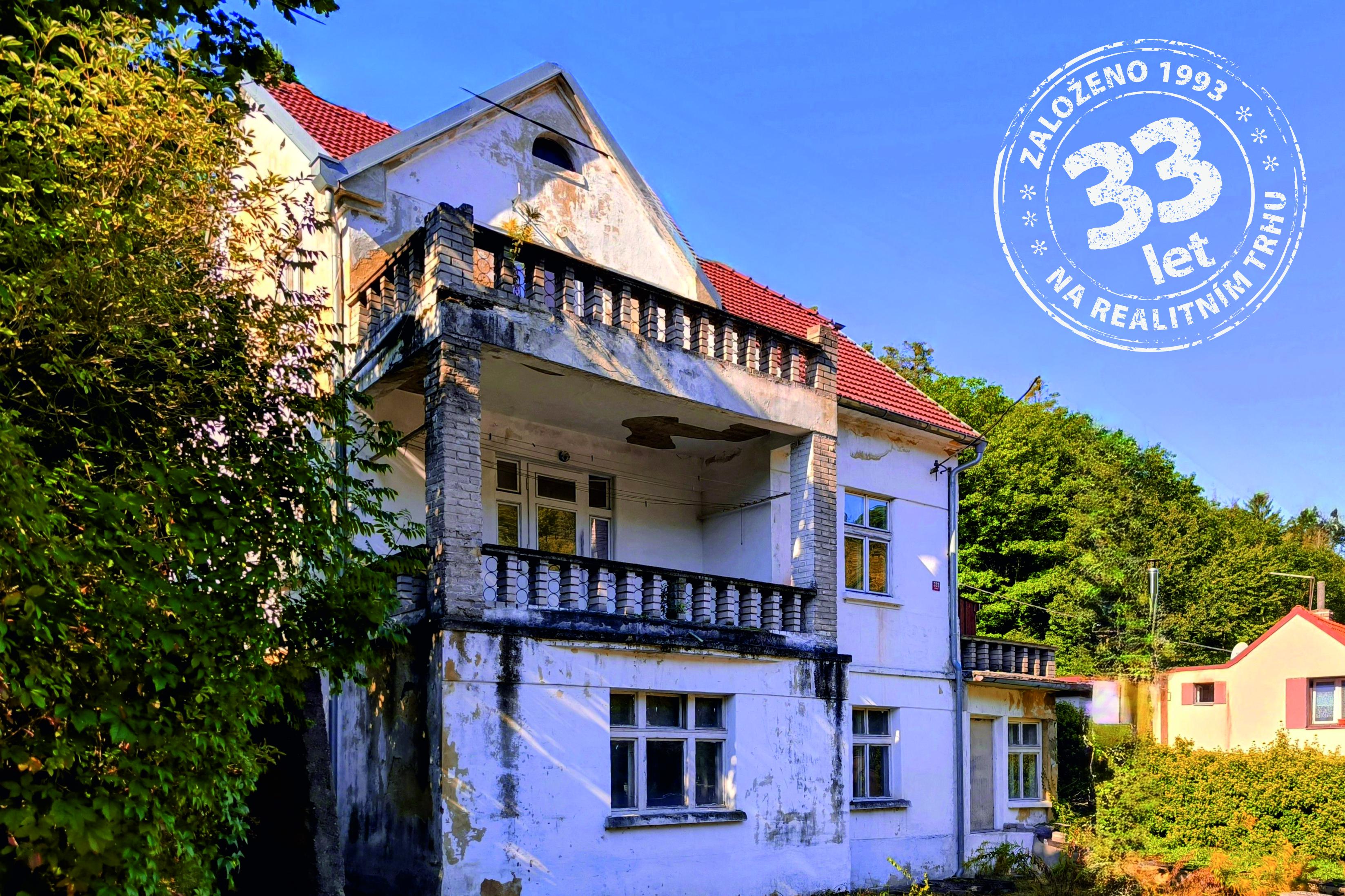 Vila s pozemkem 2005 m2 ve Všenorech u Prahy