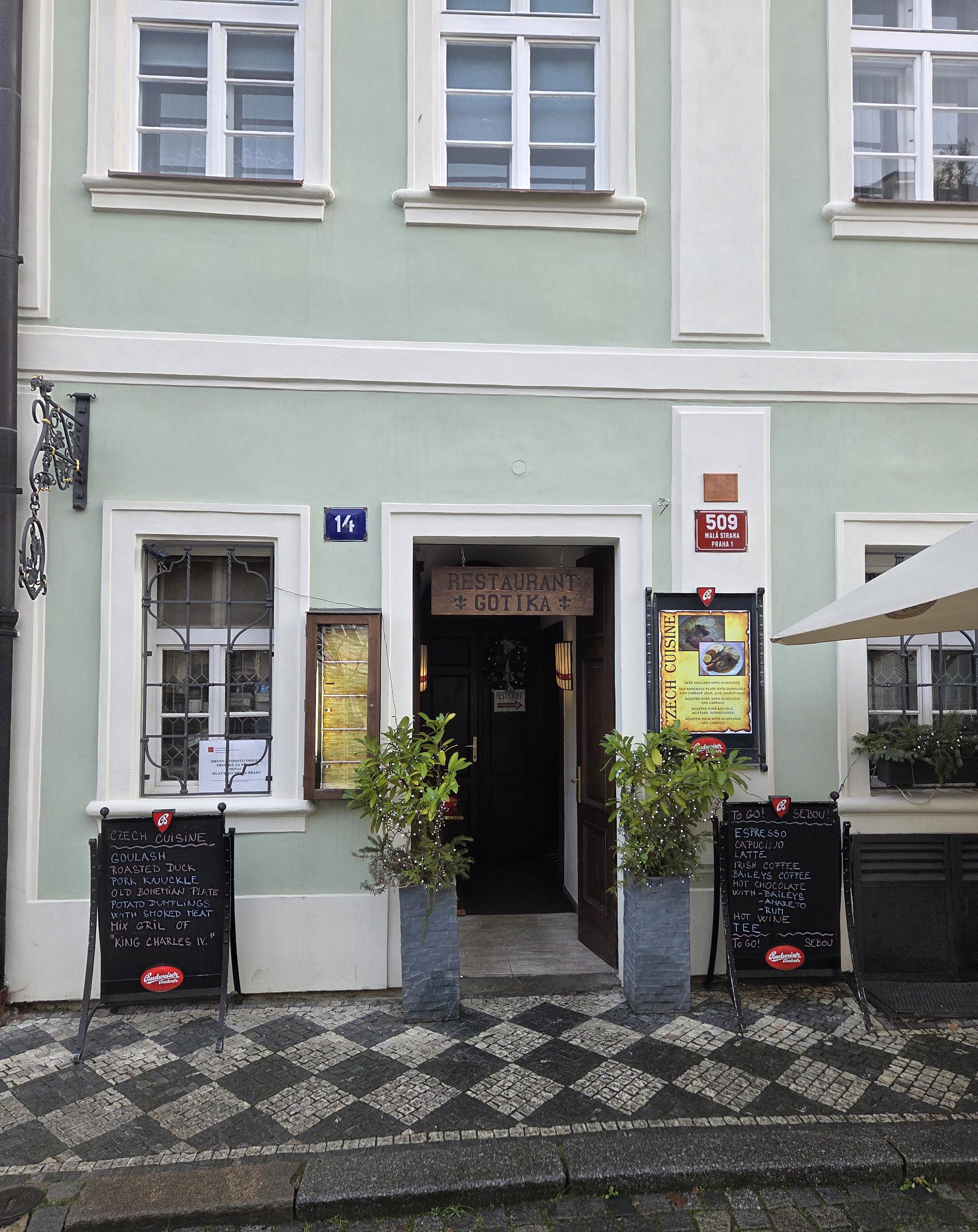 Restaurace Gotika foto 2
