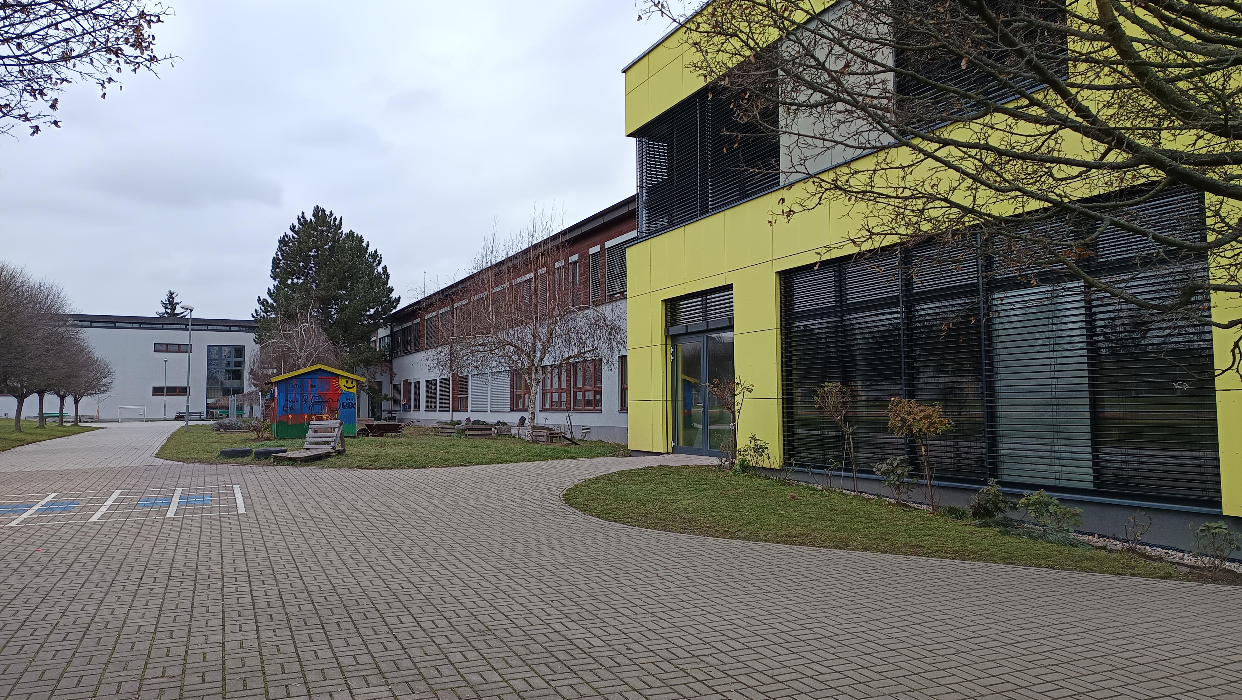 Základní škola Kunratice foto 2