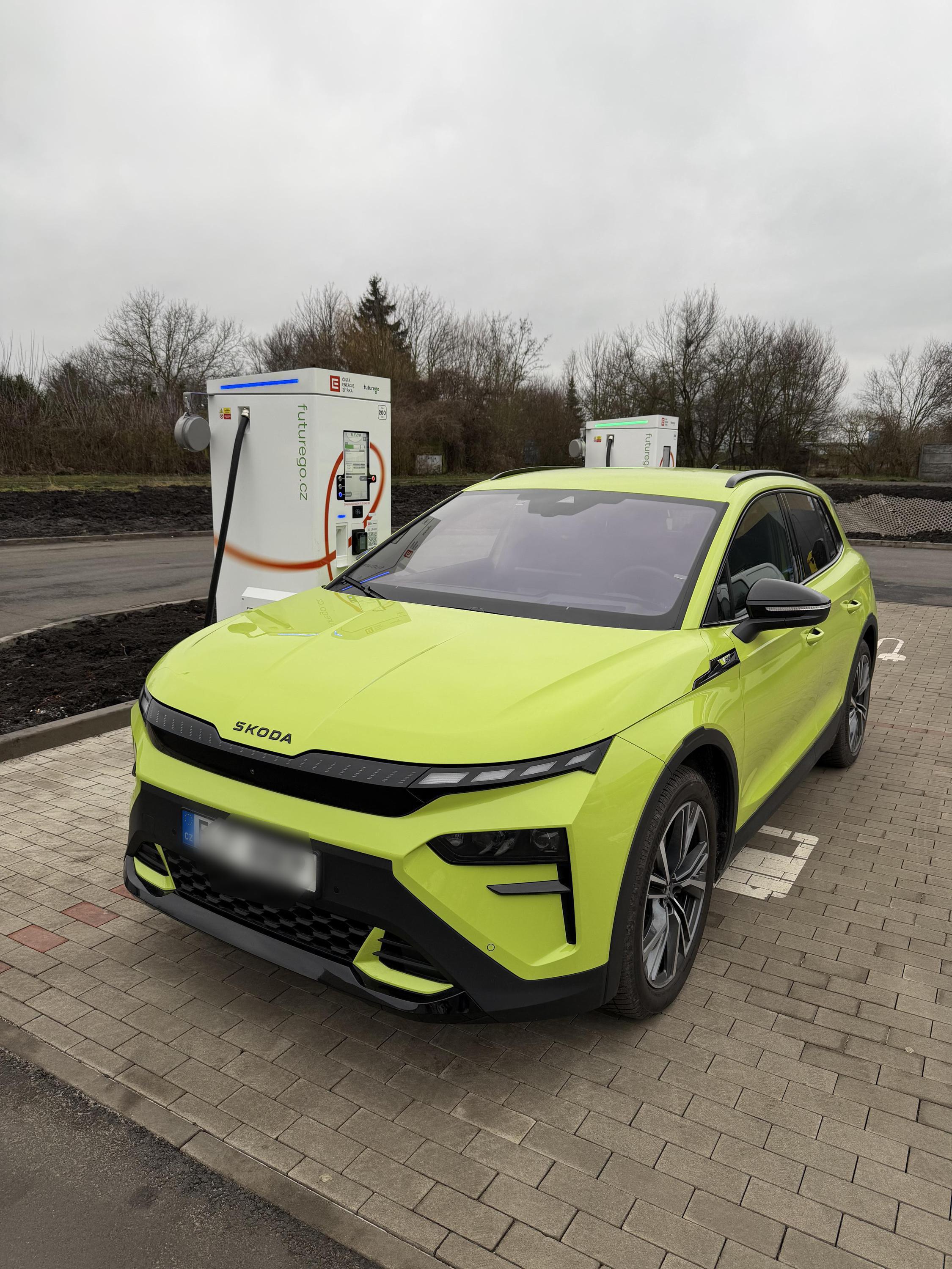 Dobíjecí stanice ČEZ foto 2