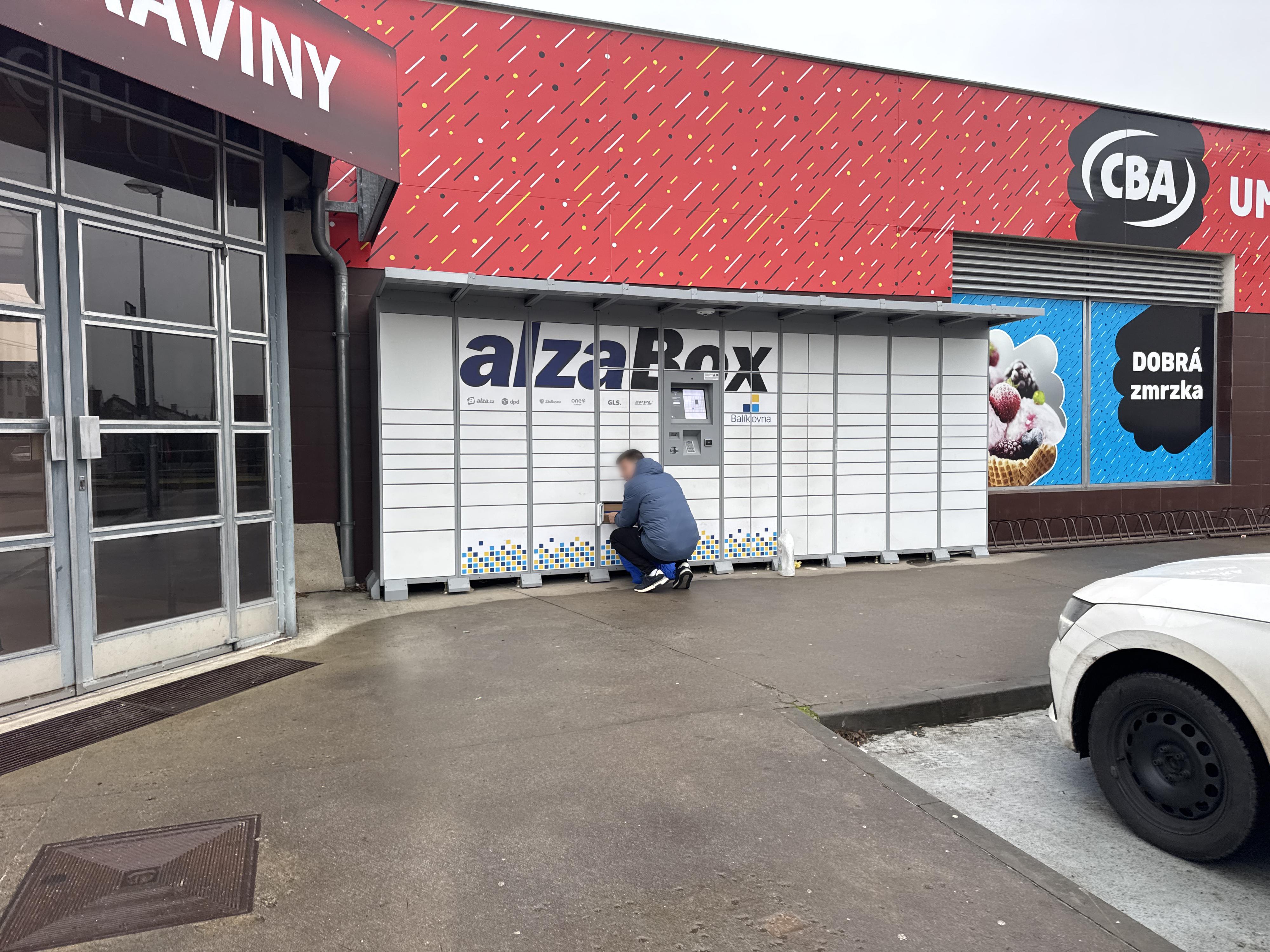AlzaBox