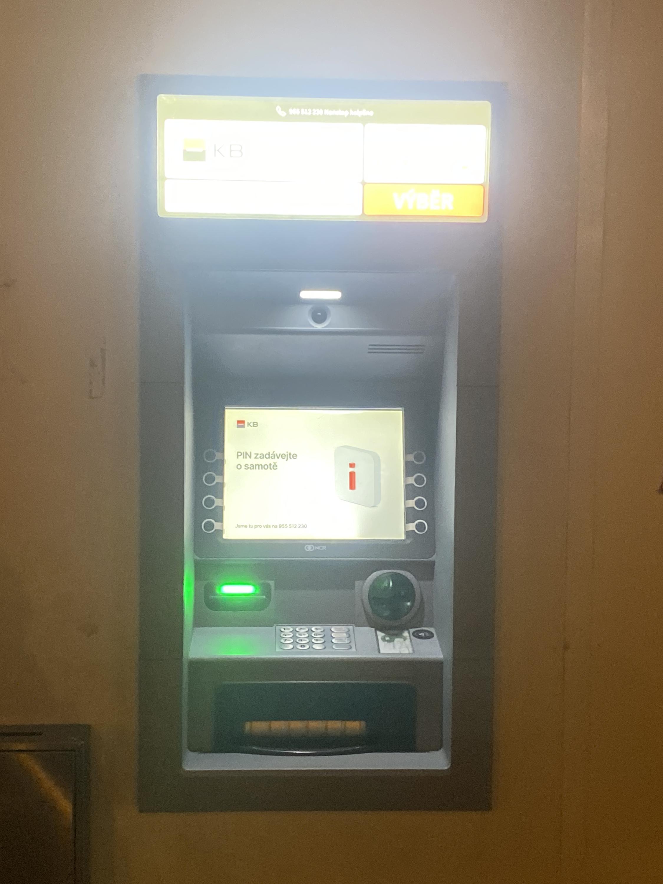 Bankomat Komerční banky foto 2