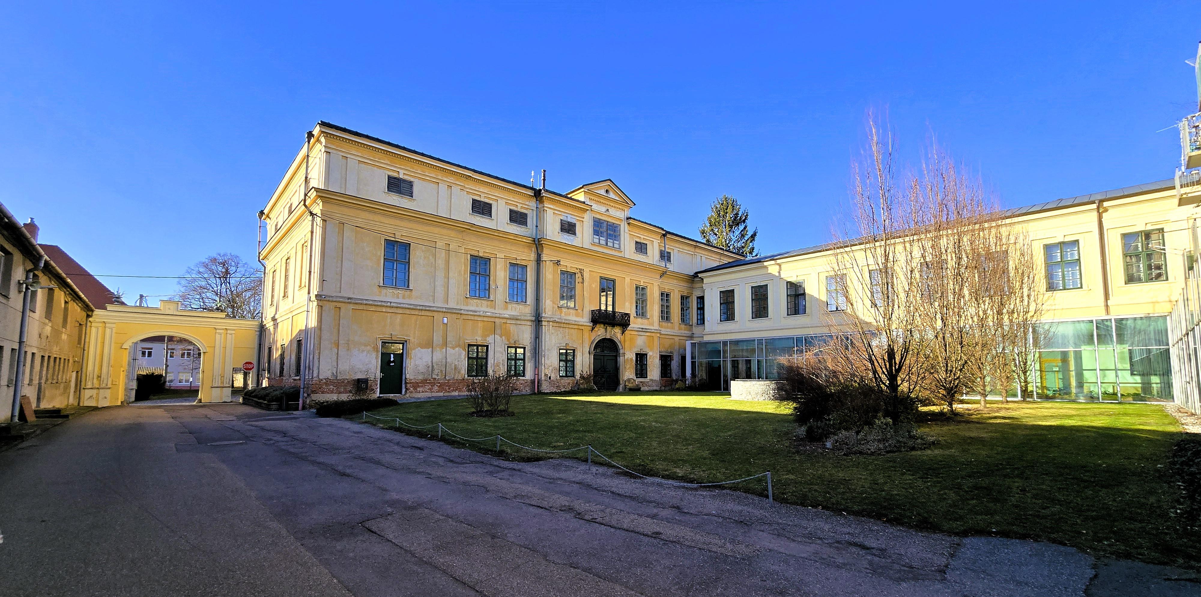 Výšovice - obecní úřad foto 6