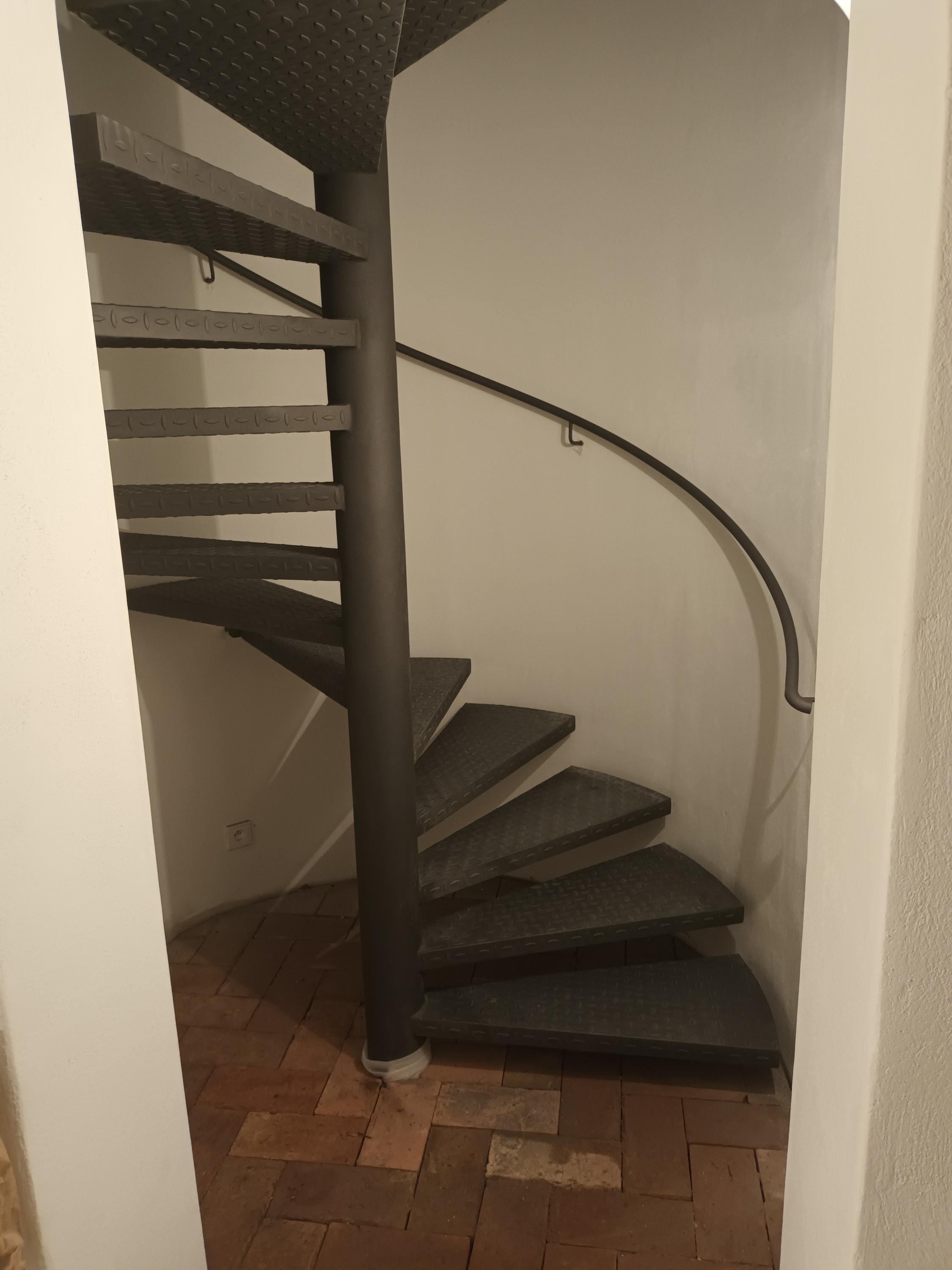 EZRATEC foto 1