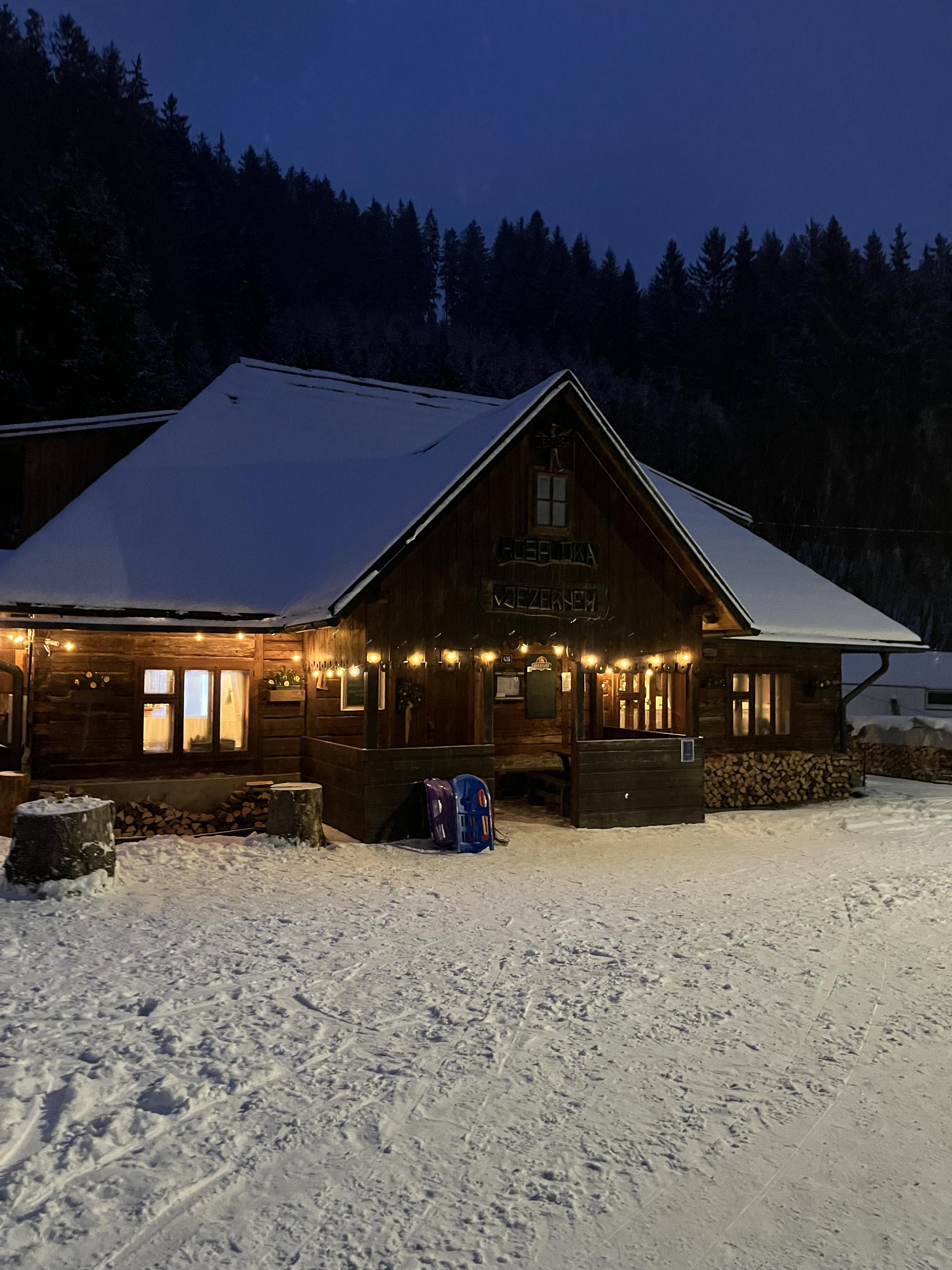 Hobovka - naše hospůdka v Jezerném foto 6