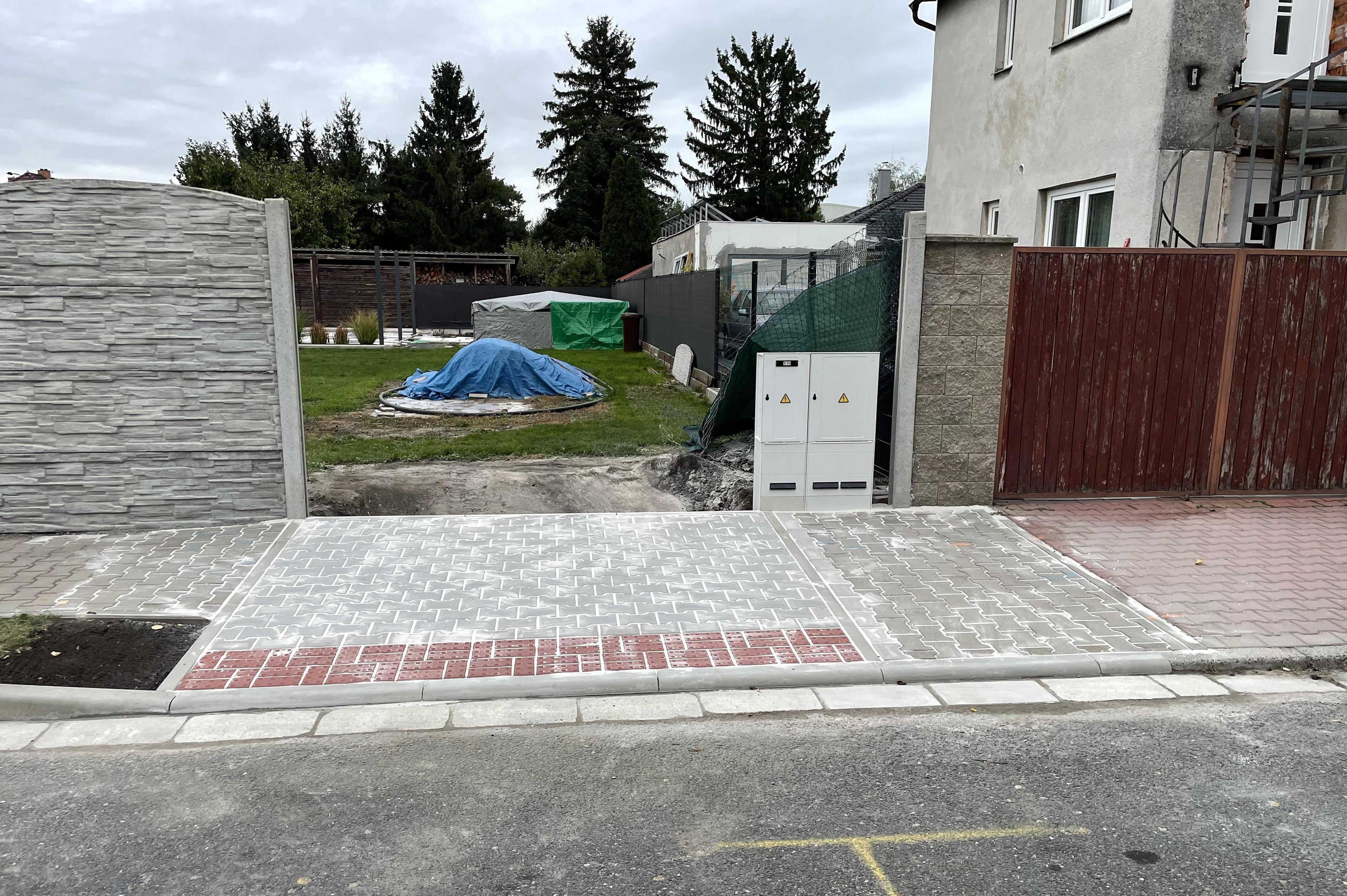 Pokládka dlažeb Krejčí - BADOK